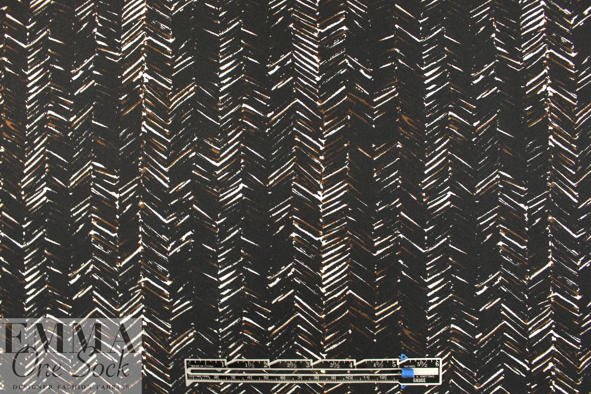 NY designer edgy chevron print silk twill