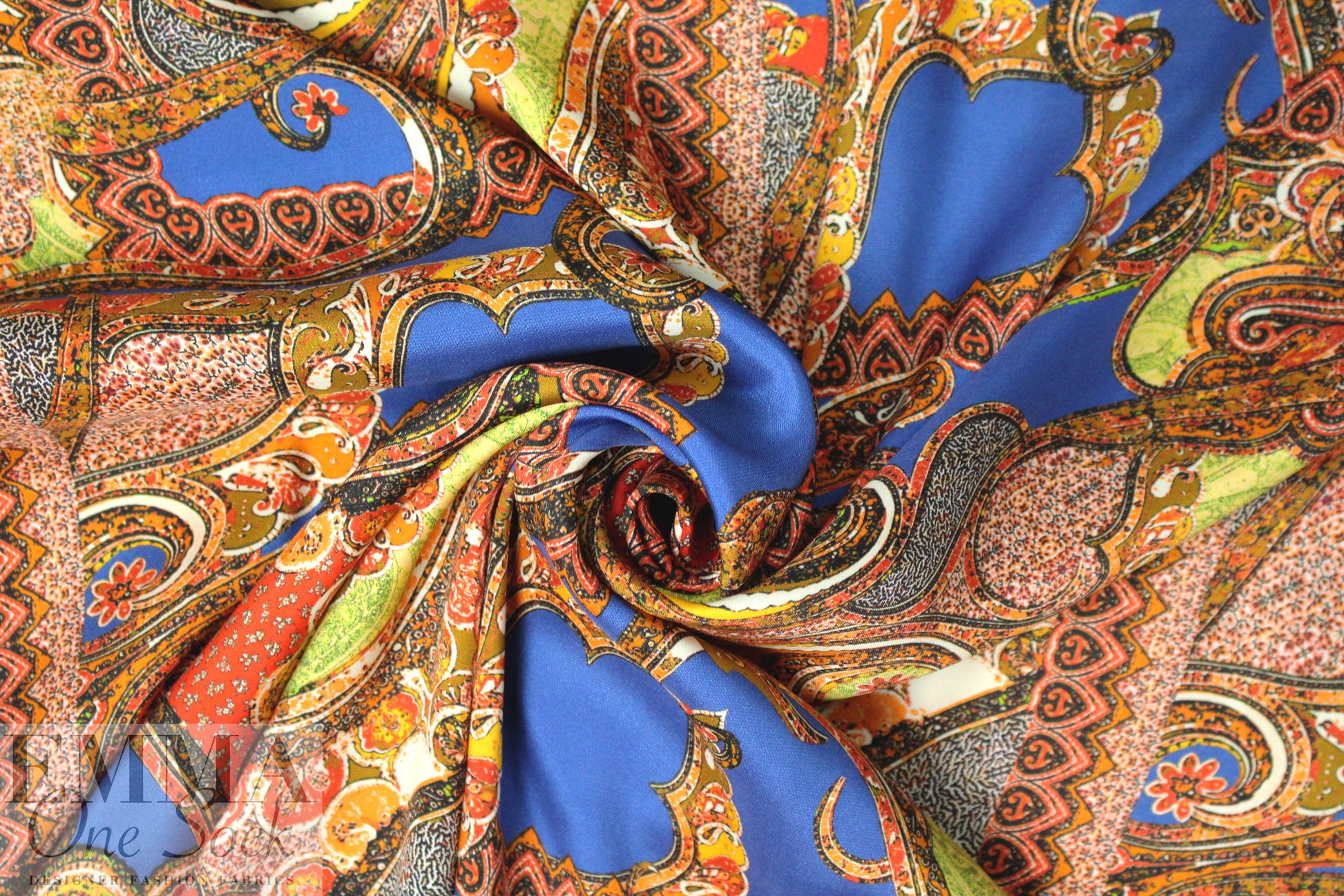 Etr0 paisley design satin back crepe silk/viscose woven