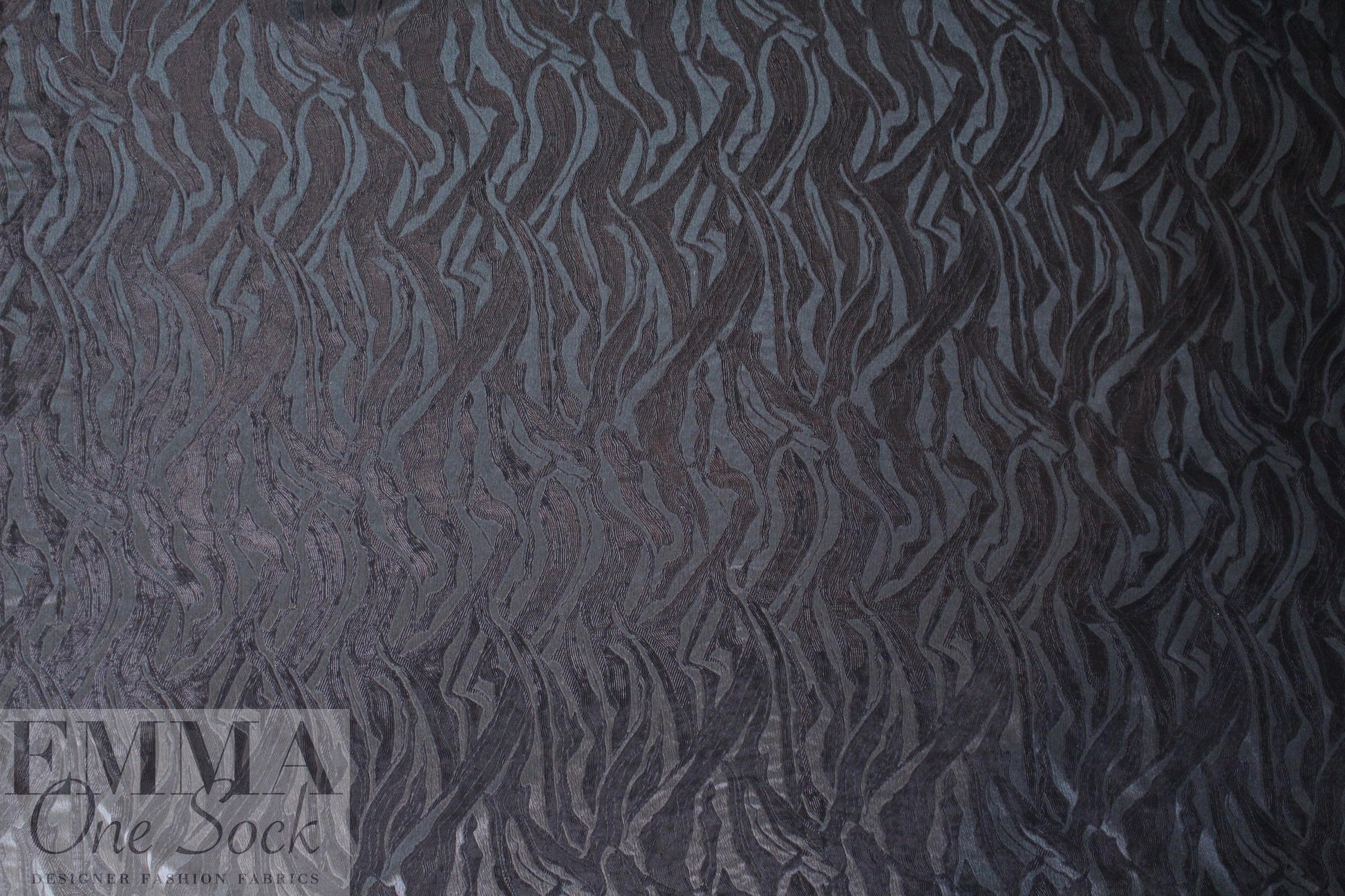 Derek L@m viscose/silk stretch textured jacquard - navy