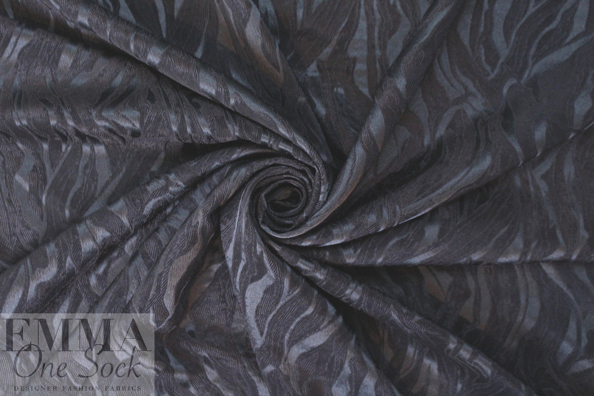 Derek L@m viscose/silk stretch textured jacquard - navy