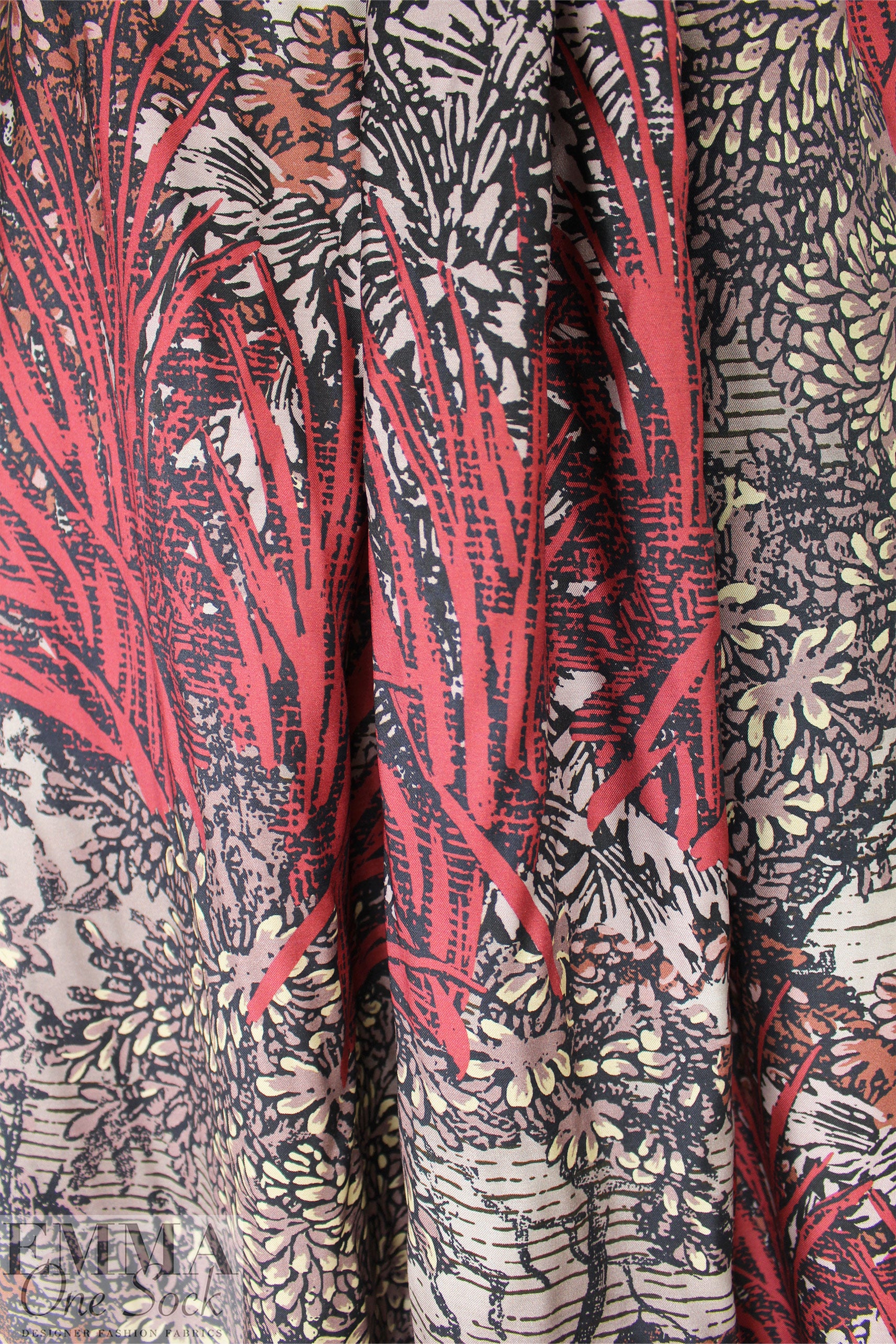 Italian designer viscose/silk 'lithograph landscape' twill 1.4 yd