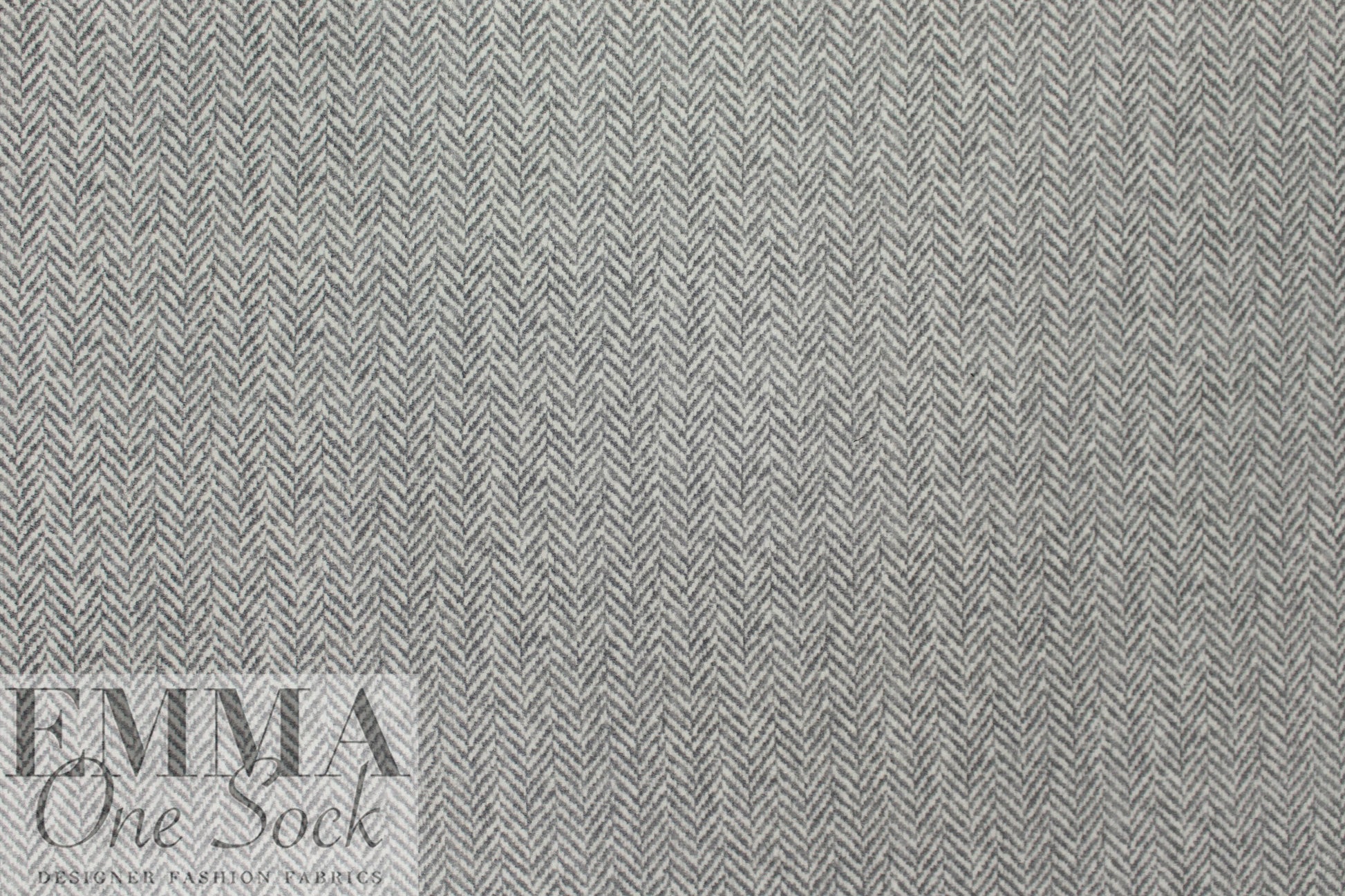 Italian herringbone wool/silk crepe - pewter/winter white .875 yds