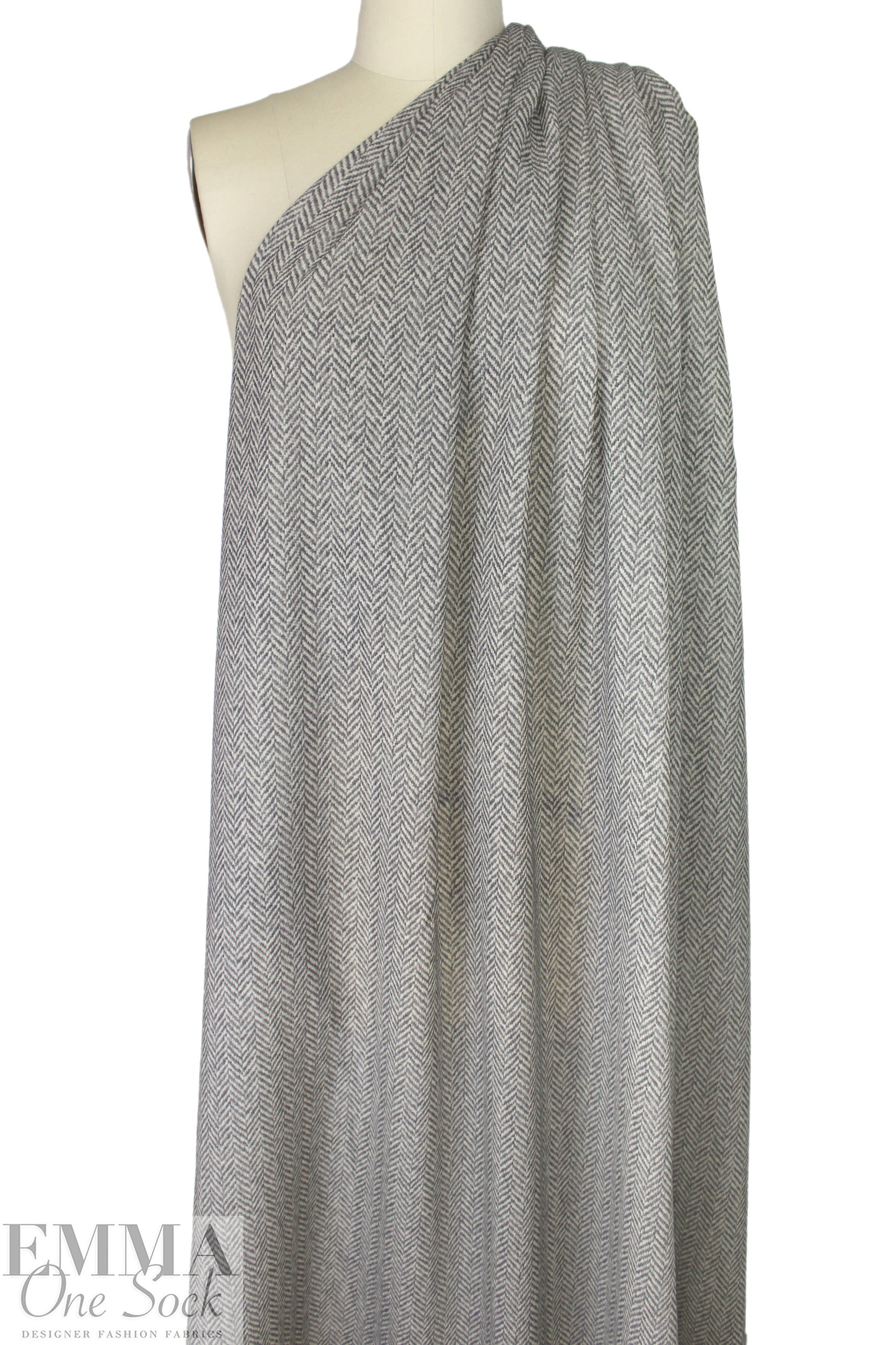 Italian herringbone wool/silk crepe - pewter/winter white 1.5 yd