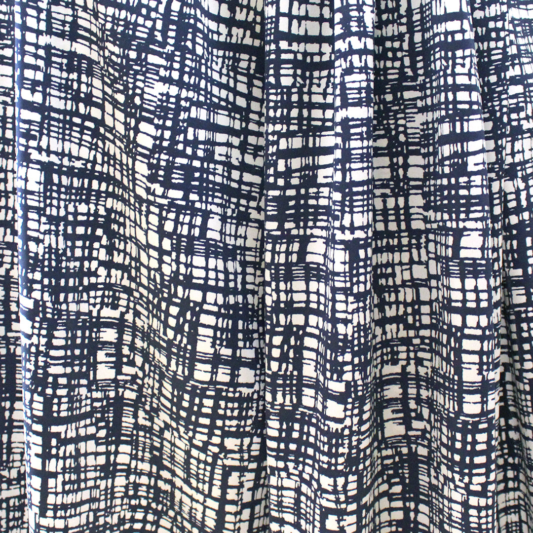 M@x Mara crosshatch silk charmeuse - navy/ivory 1.25 yds