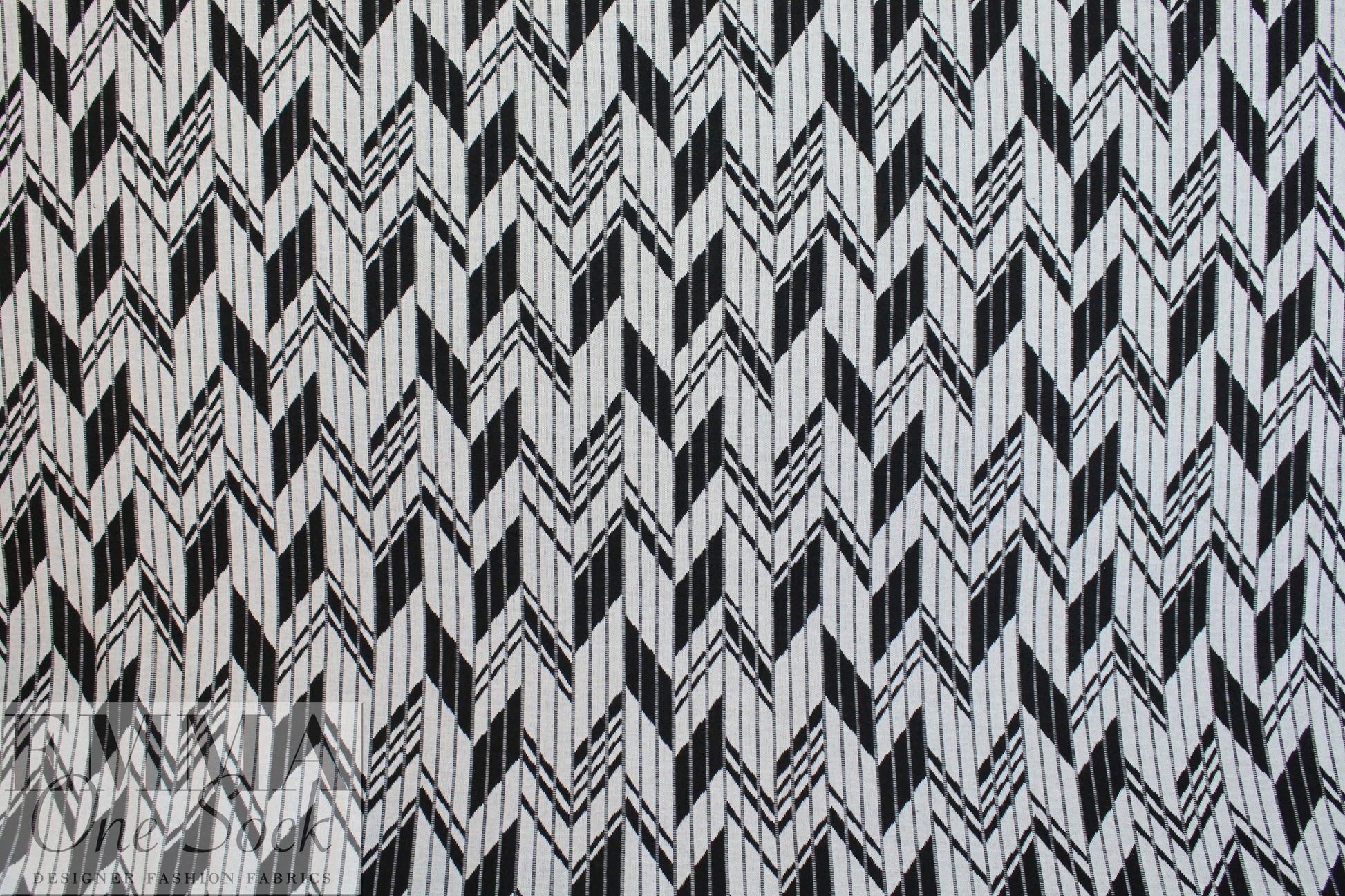 NY designer slatted angles sweater knit - black/stone .75 yds