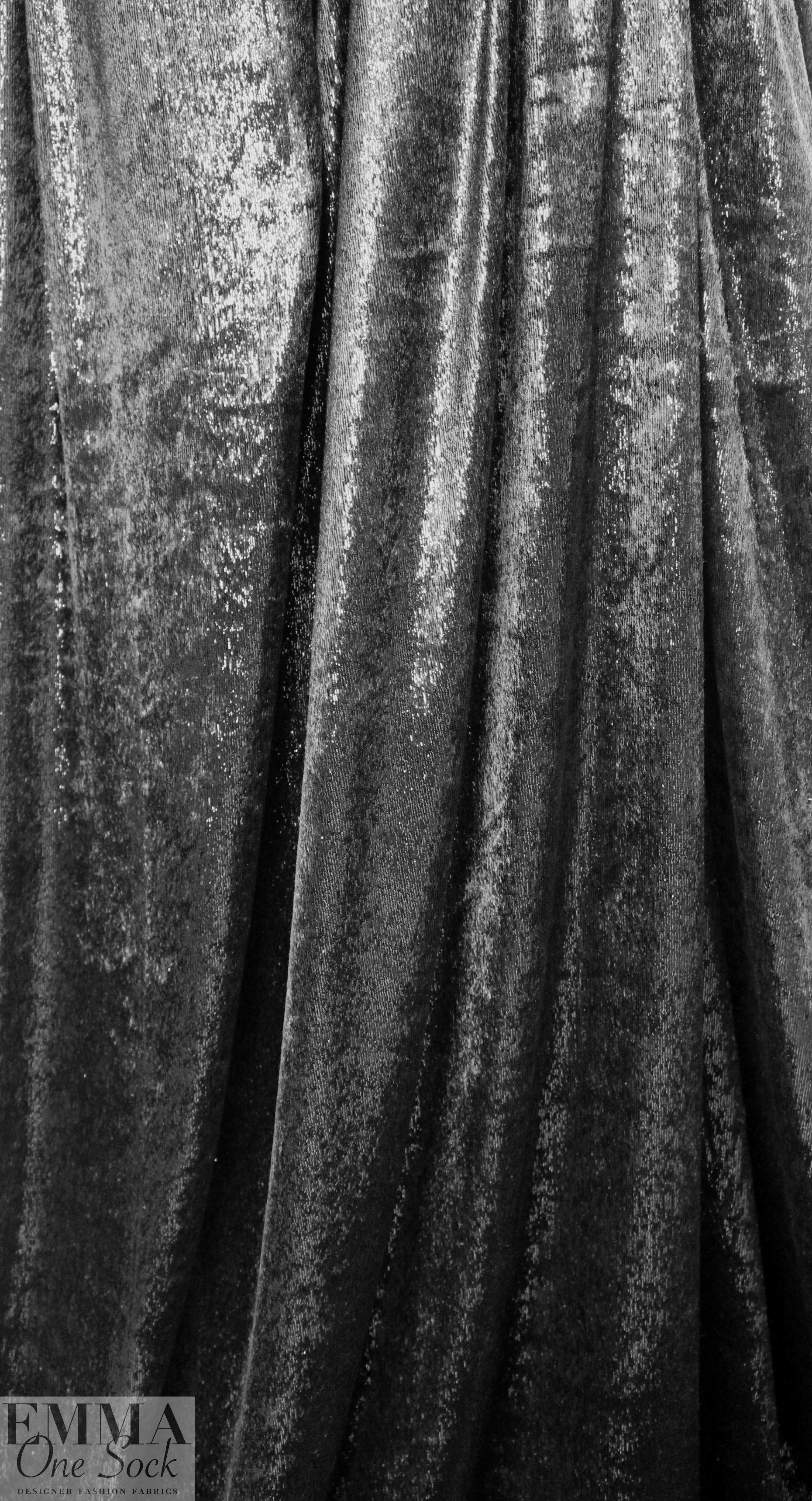 NY designer lush sparkly velvet lame' - black 2.375 yd