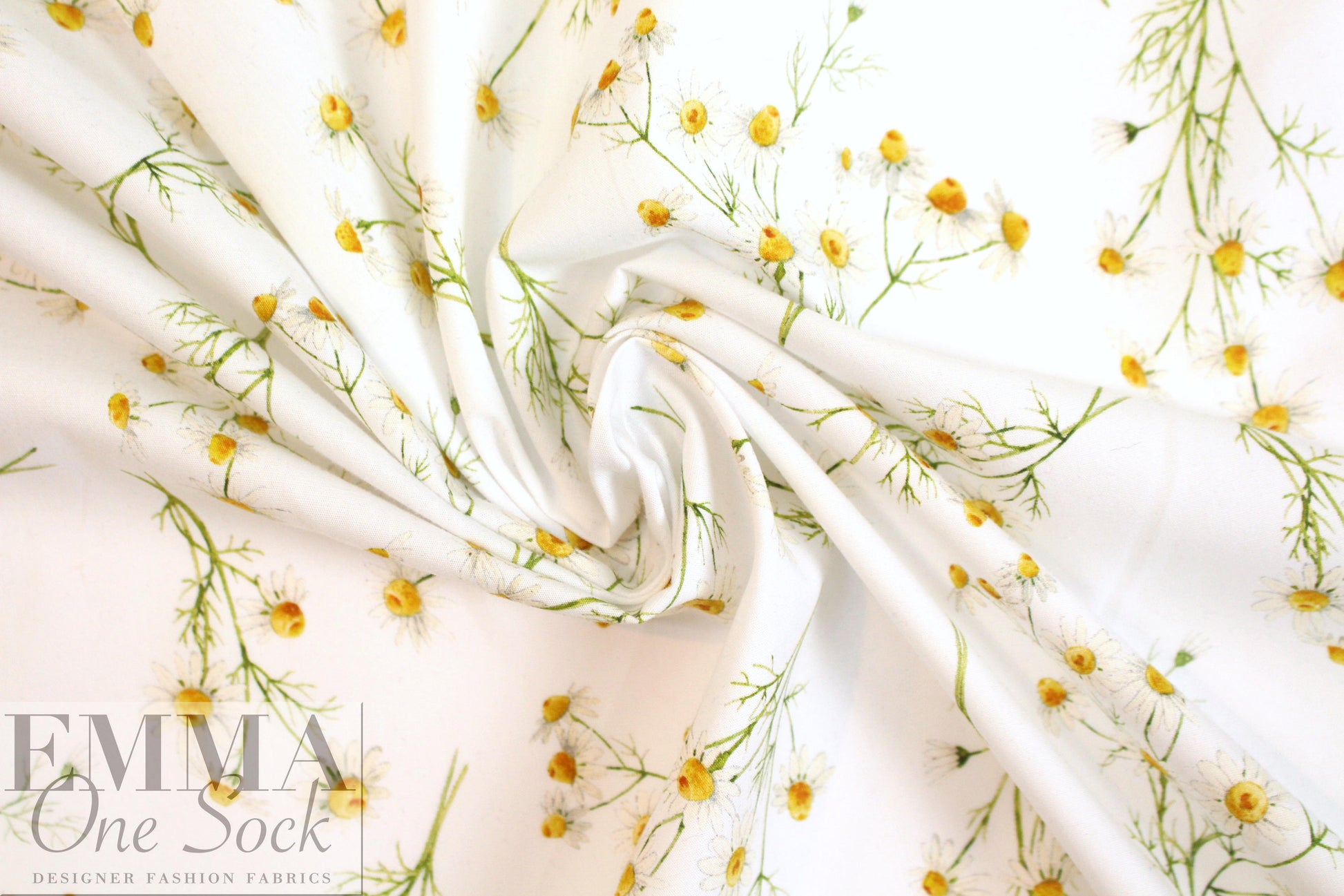 Dutch Oeko-Tex cotton poplin - chamomile on white