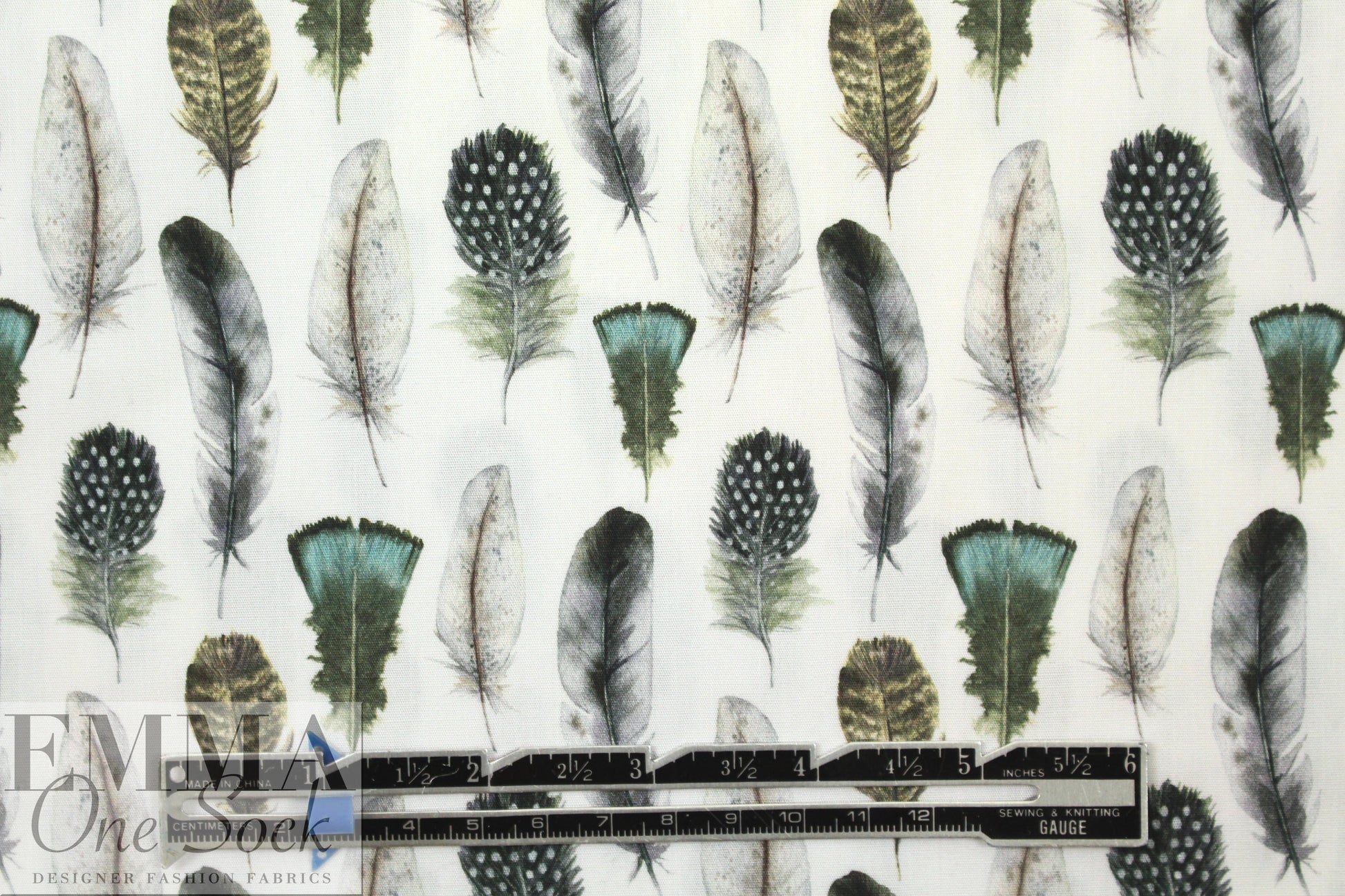 Dutch Oeko-Tex cotton poplin - feathers 1.375 yds