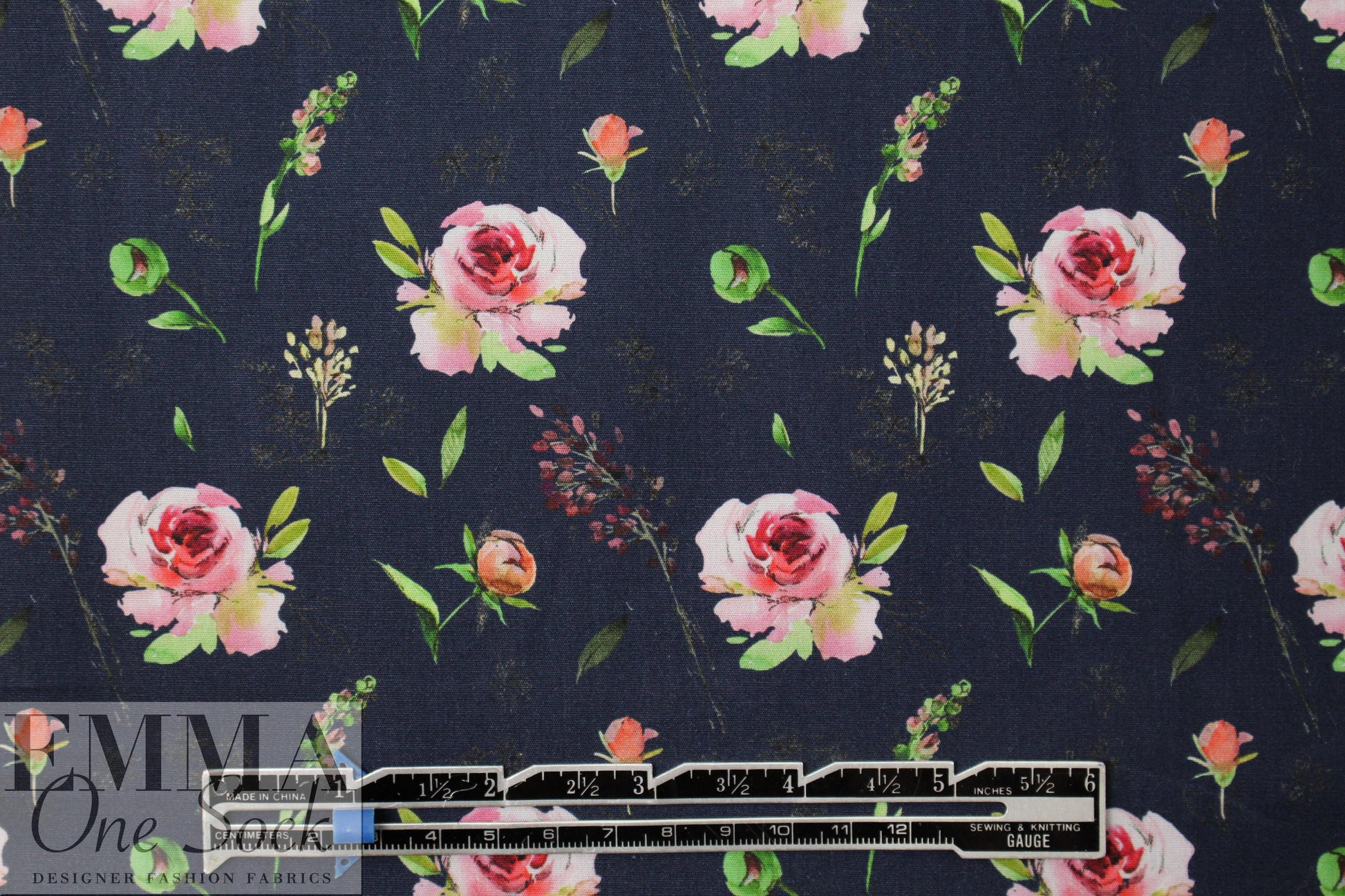 Dutch Oeko-Tex cotton poplin - roses 1 yard