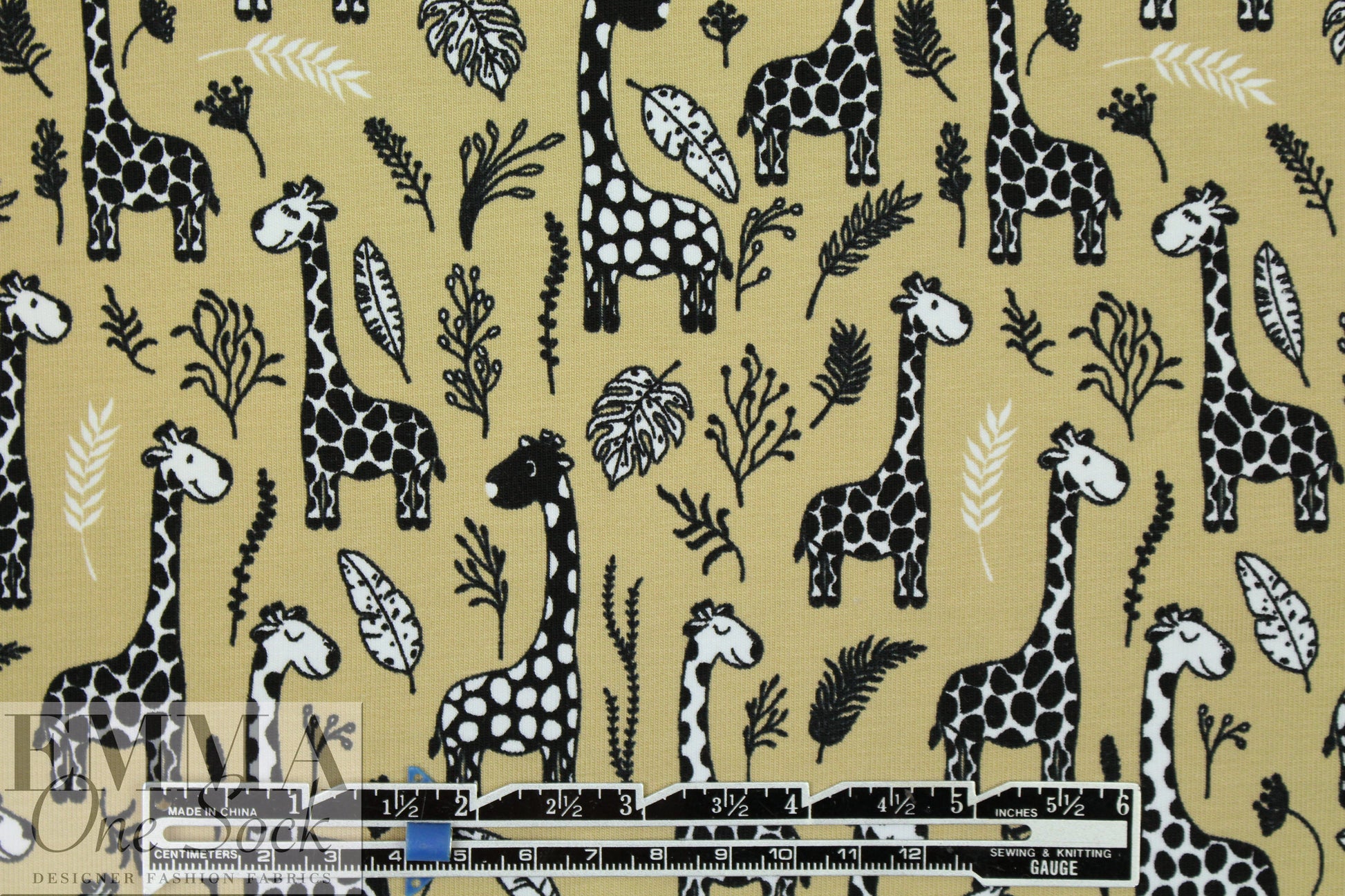Dutch digital giraffes knit Oeko-Tex cert. - khaki