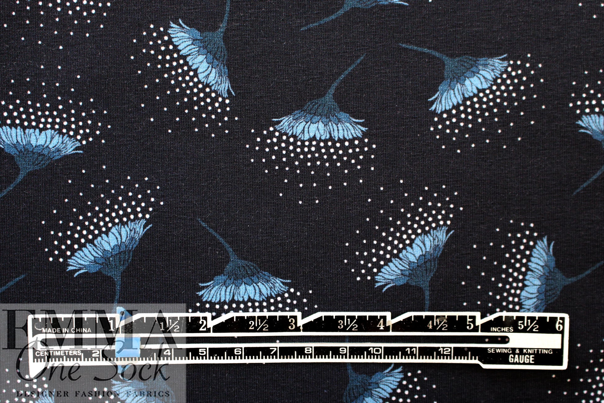 Dutch digital 'seeding flower' cotton knit Oeko-Tex cert. 1.125 yds