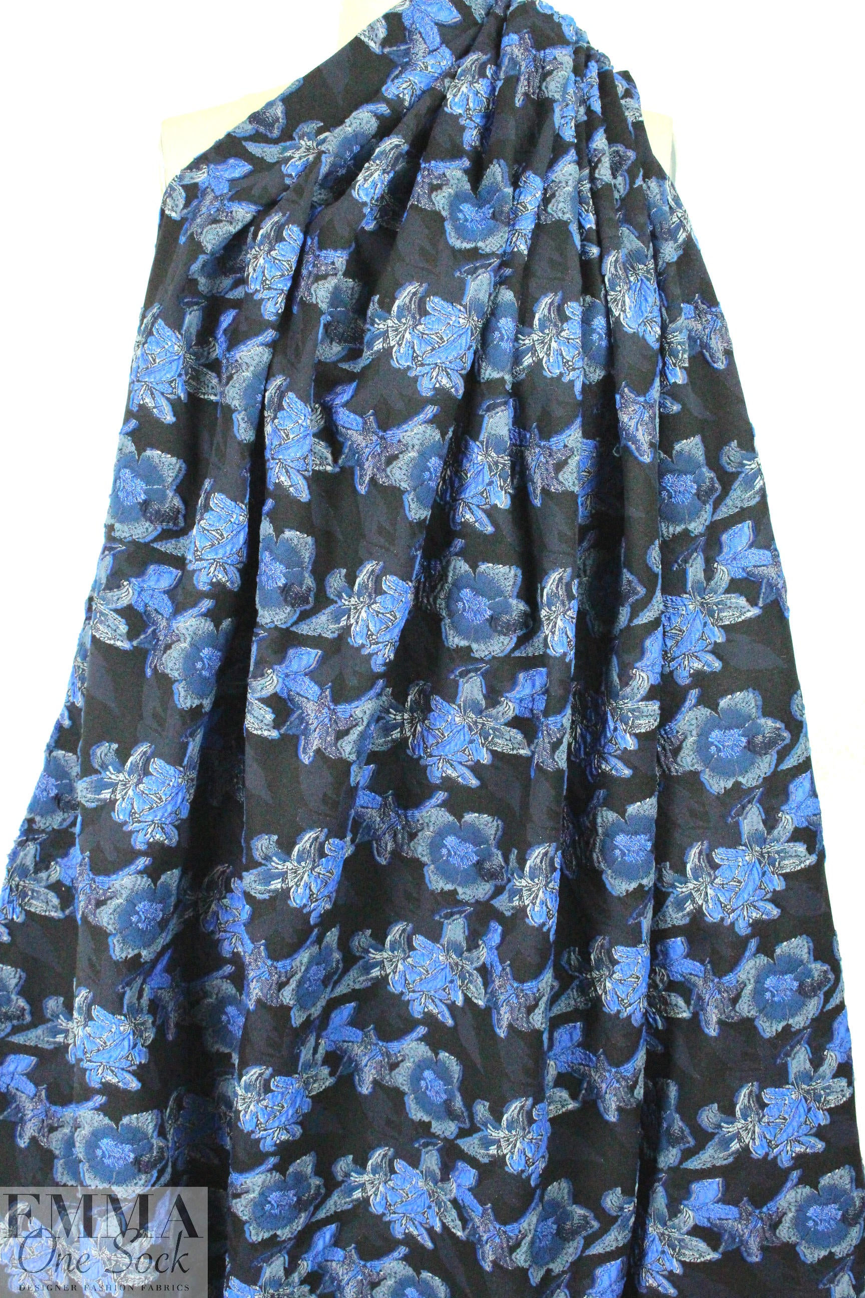 Jas0n Wu flowery blues stretch jacquard brocade .875 yds