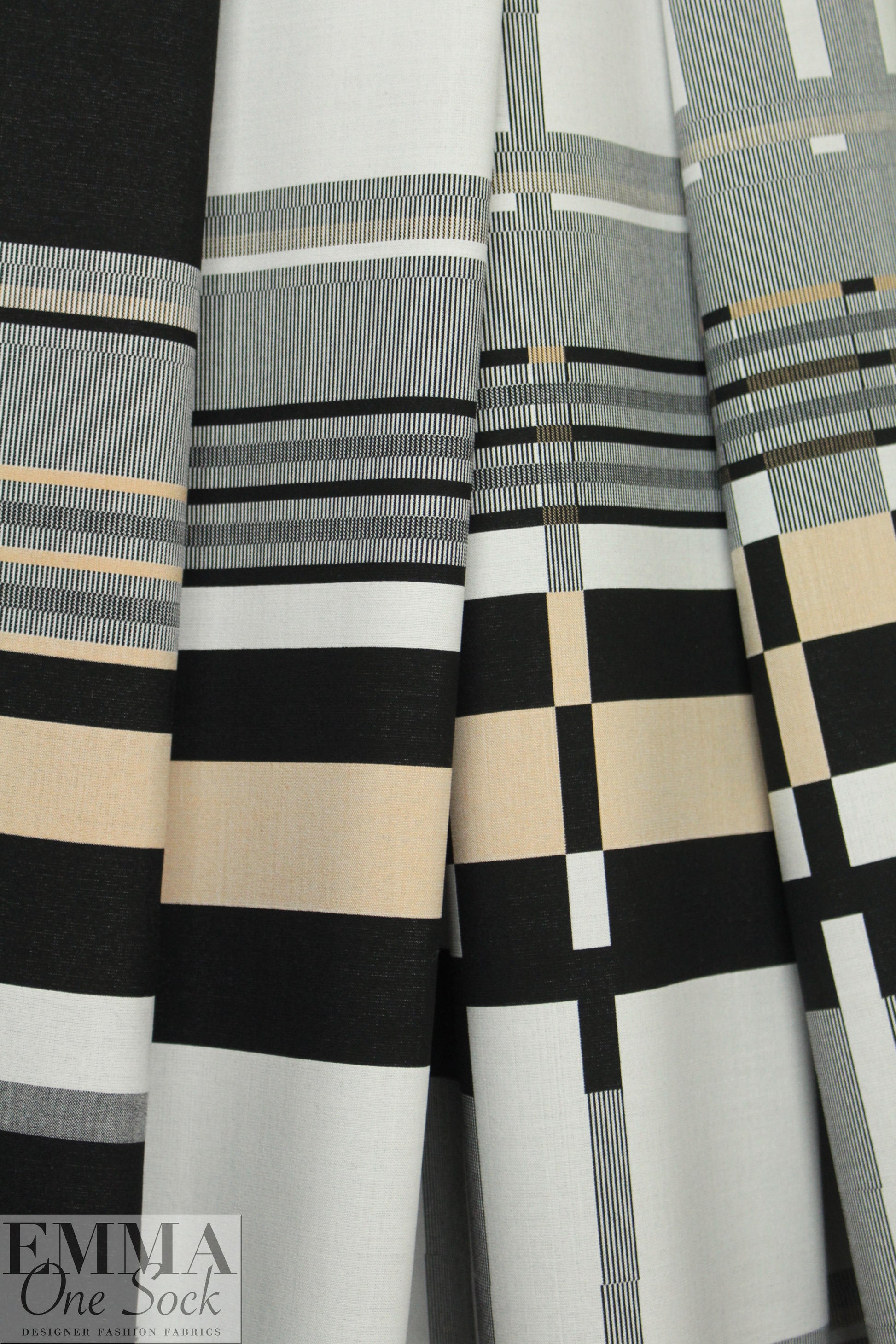 Italian cotton stretch techno graphic reversible jacquard