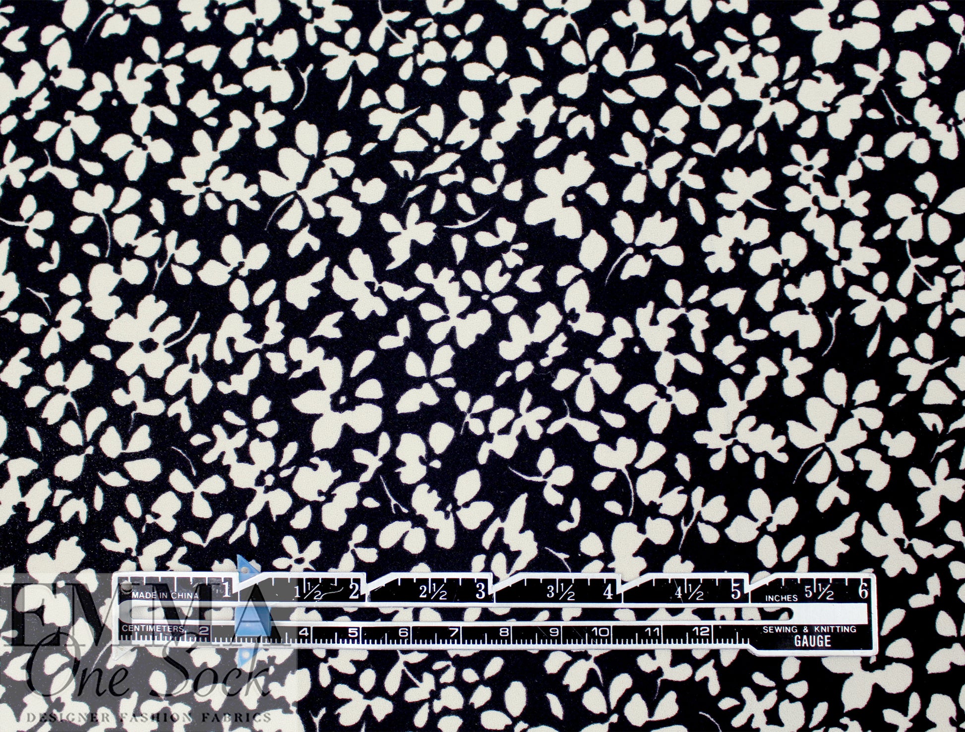 NY designer b/w floral stretch silk georgette 2 yd