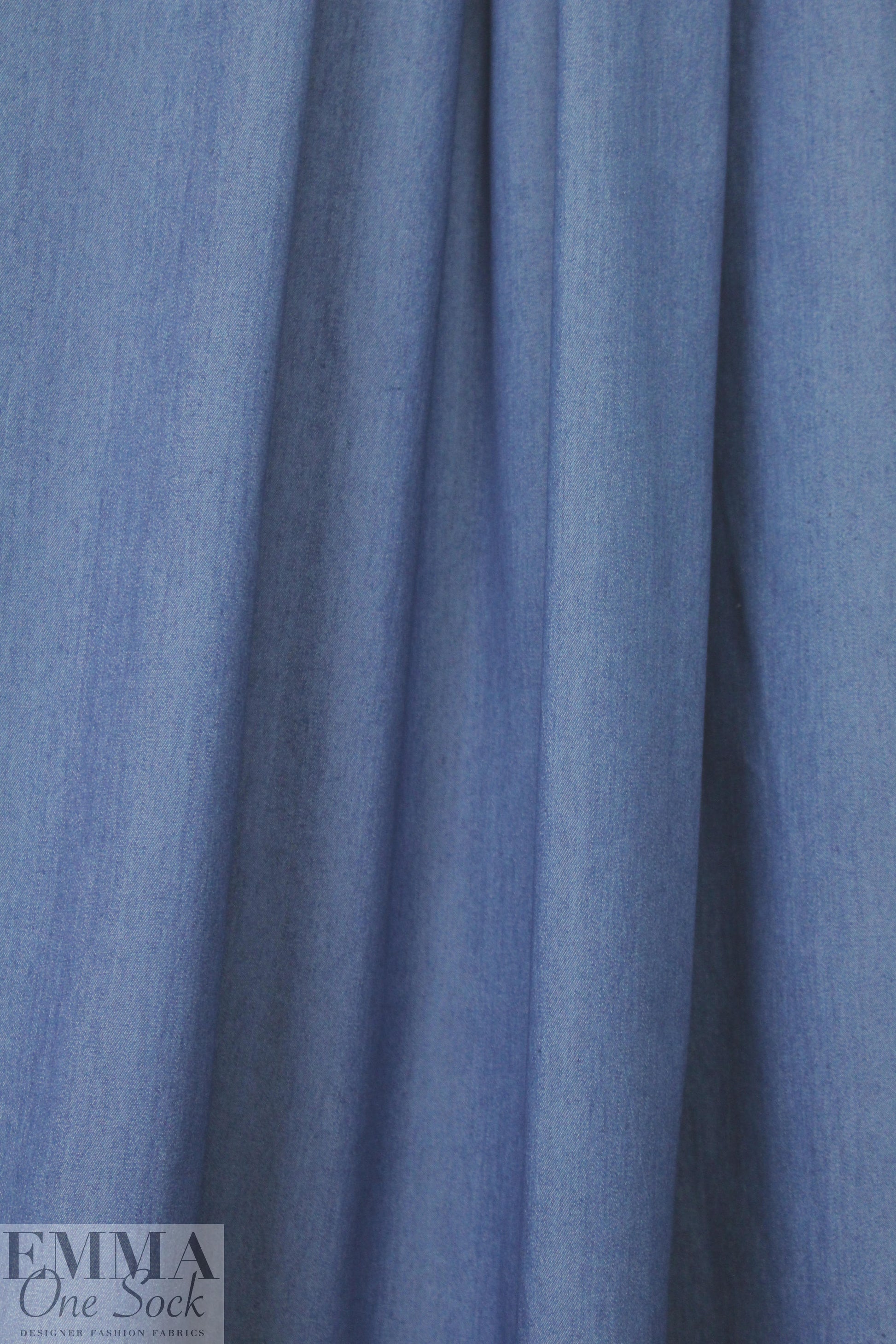 lightweight cotton blend stretch denim - med. blue .66 yds