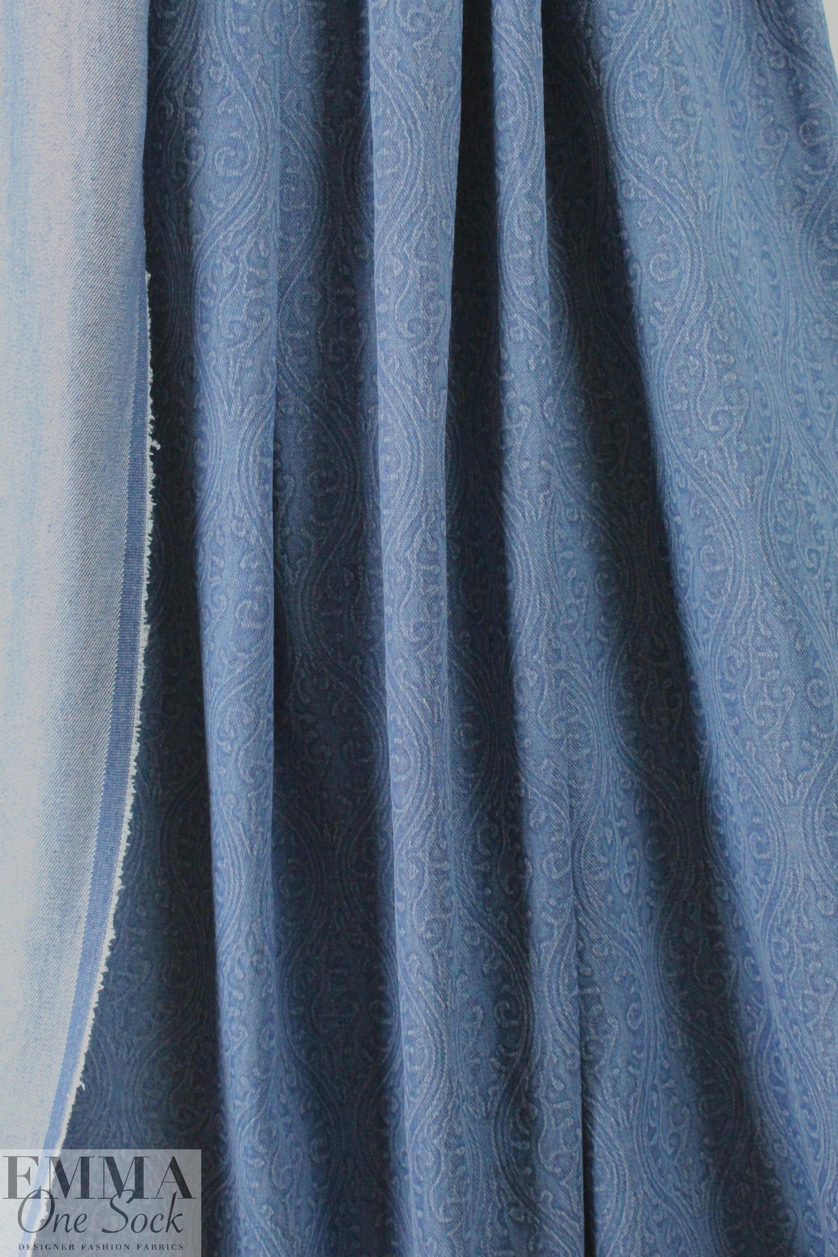 'faded scroll' printed stretch denim - blue .875 yds