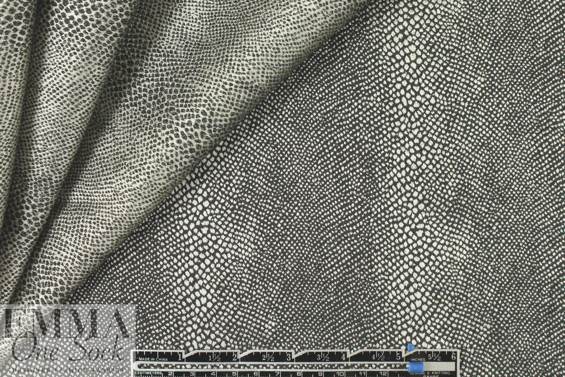 famous designer stretch jacquard - reptile ombre'