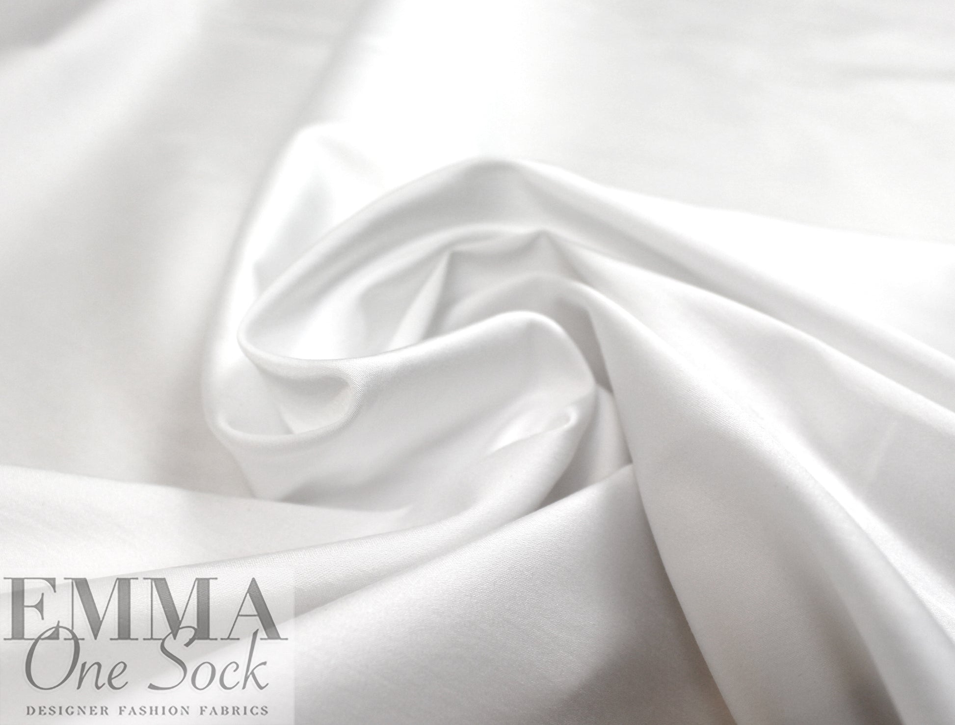 cotton/nylon stretch poplin shirting - white 2.75 yd