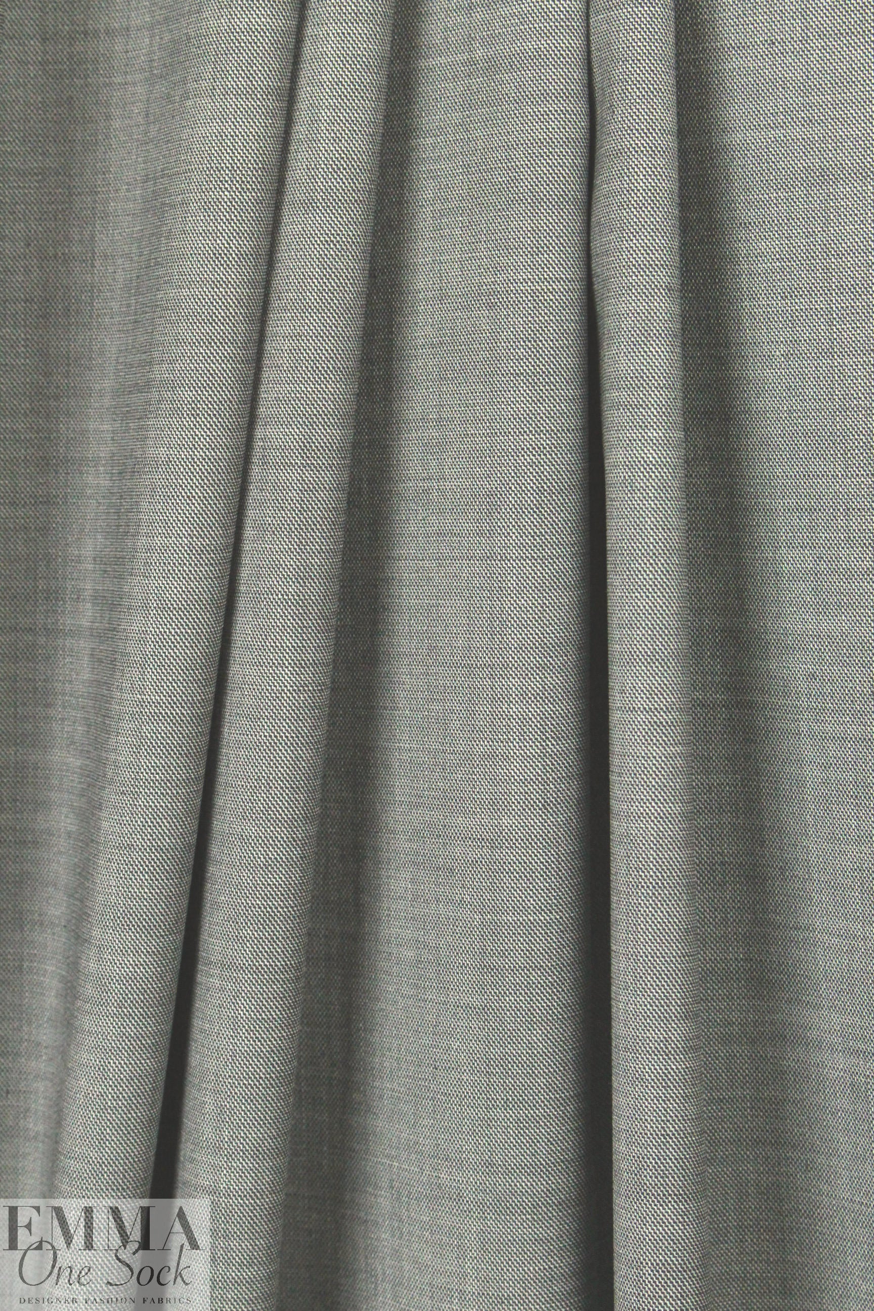 Rag & B0ne wool/spandex banker's gray stretch suiting 2.5 yd