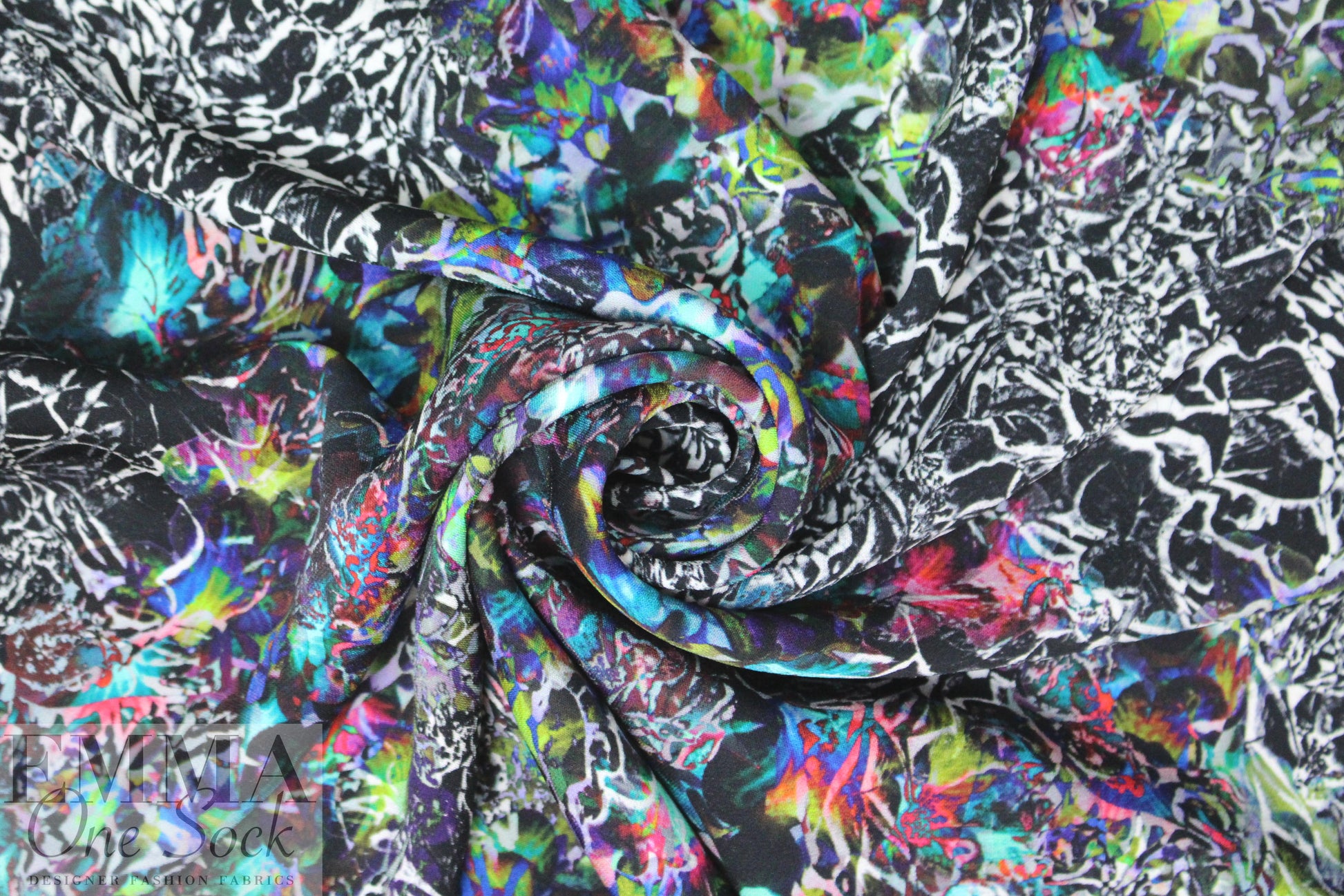 Nico1e Mi11er intricate abstract viscose stretch crepe