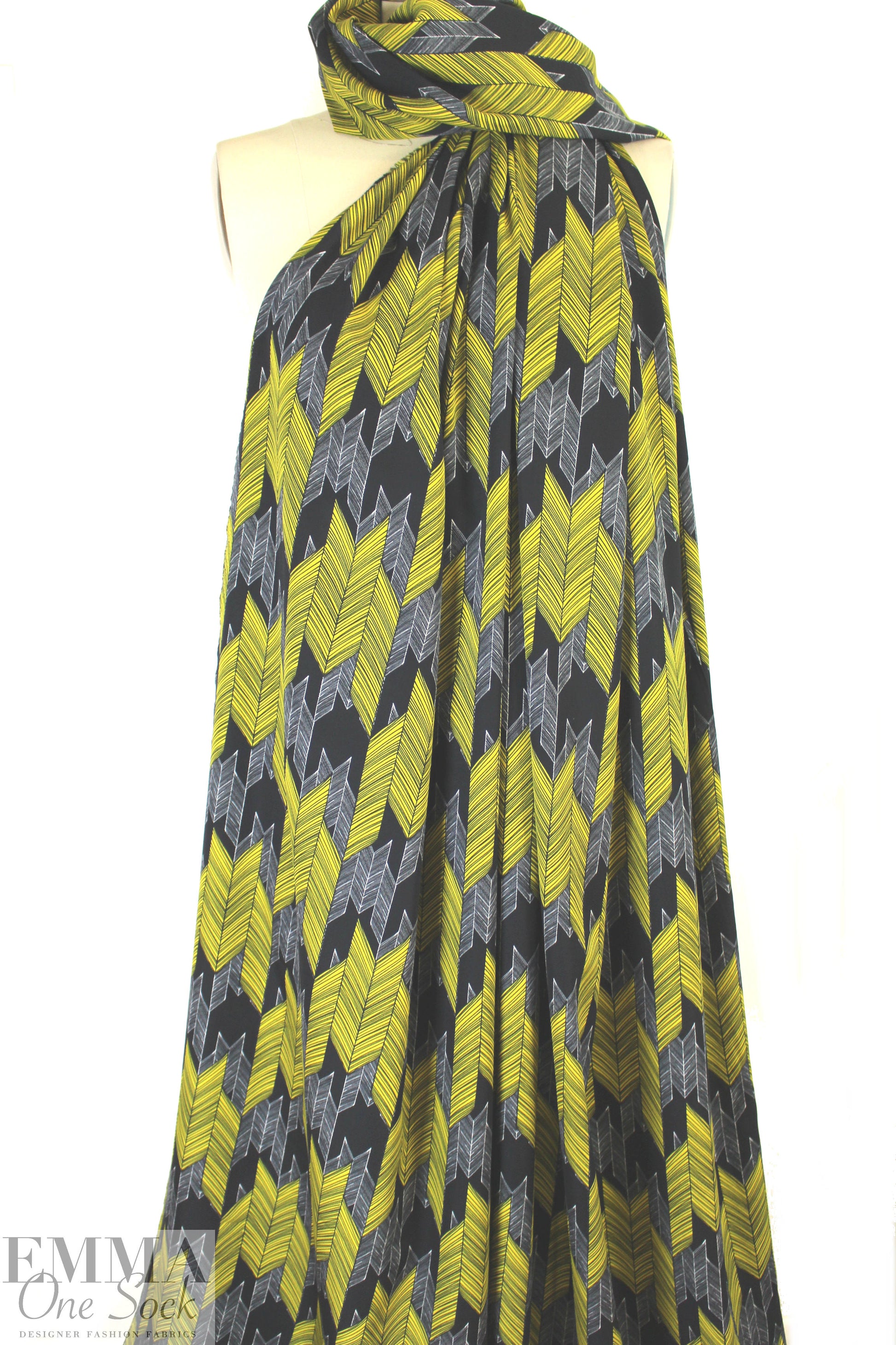 Mi11y chevron graphic viscose 'matte hybrid'