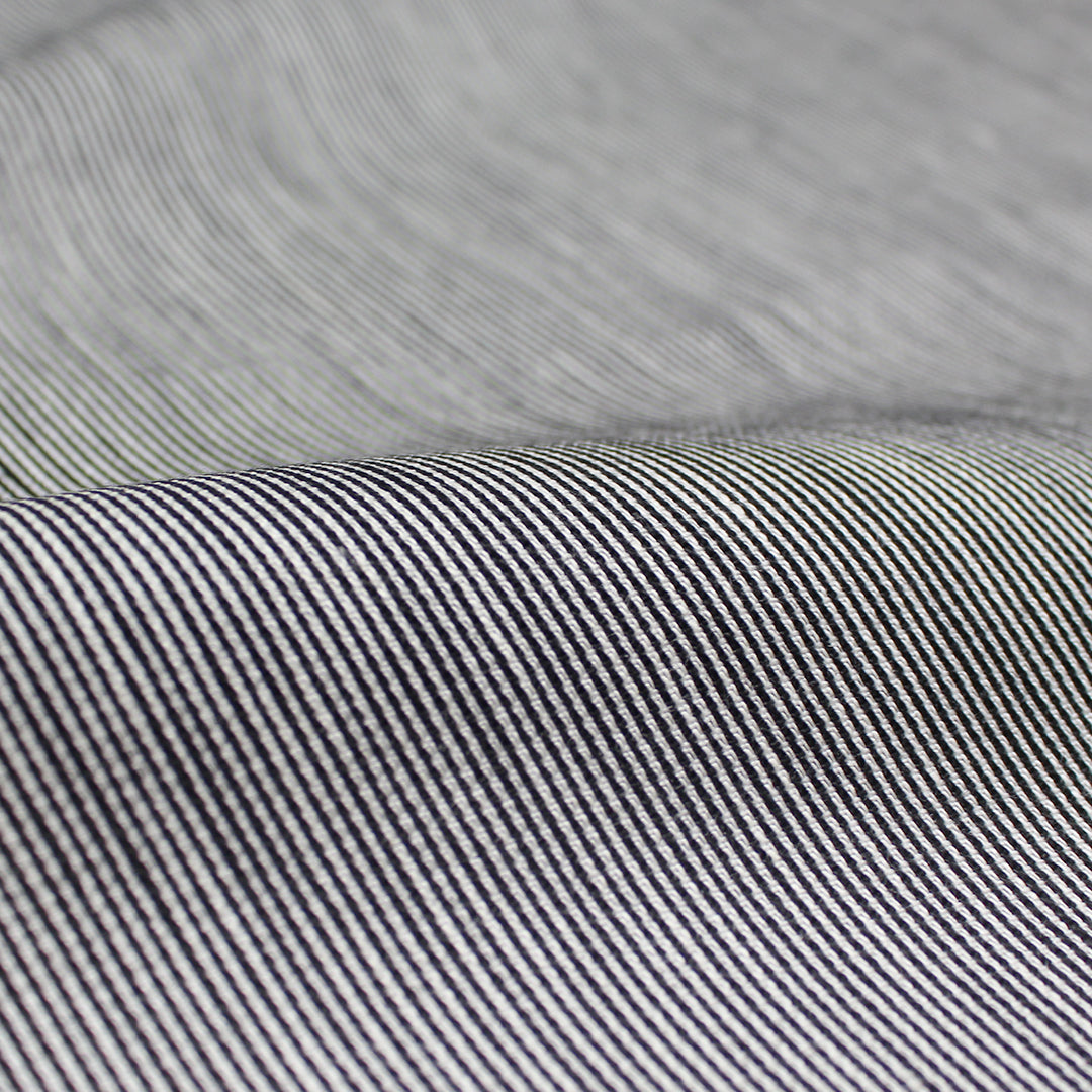 Italian mini-stripe reversible linen/cotton lightweight suiting 2.75 yd