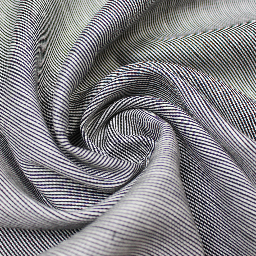 Italian mini-stripe reversible linen/cotton lightweight suiting 1.125 yds