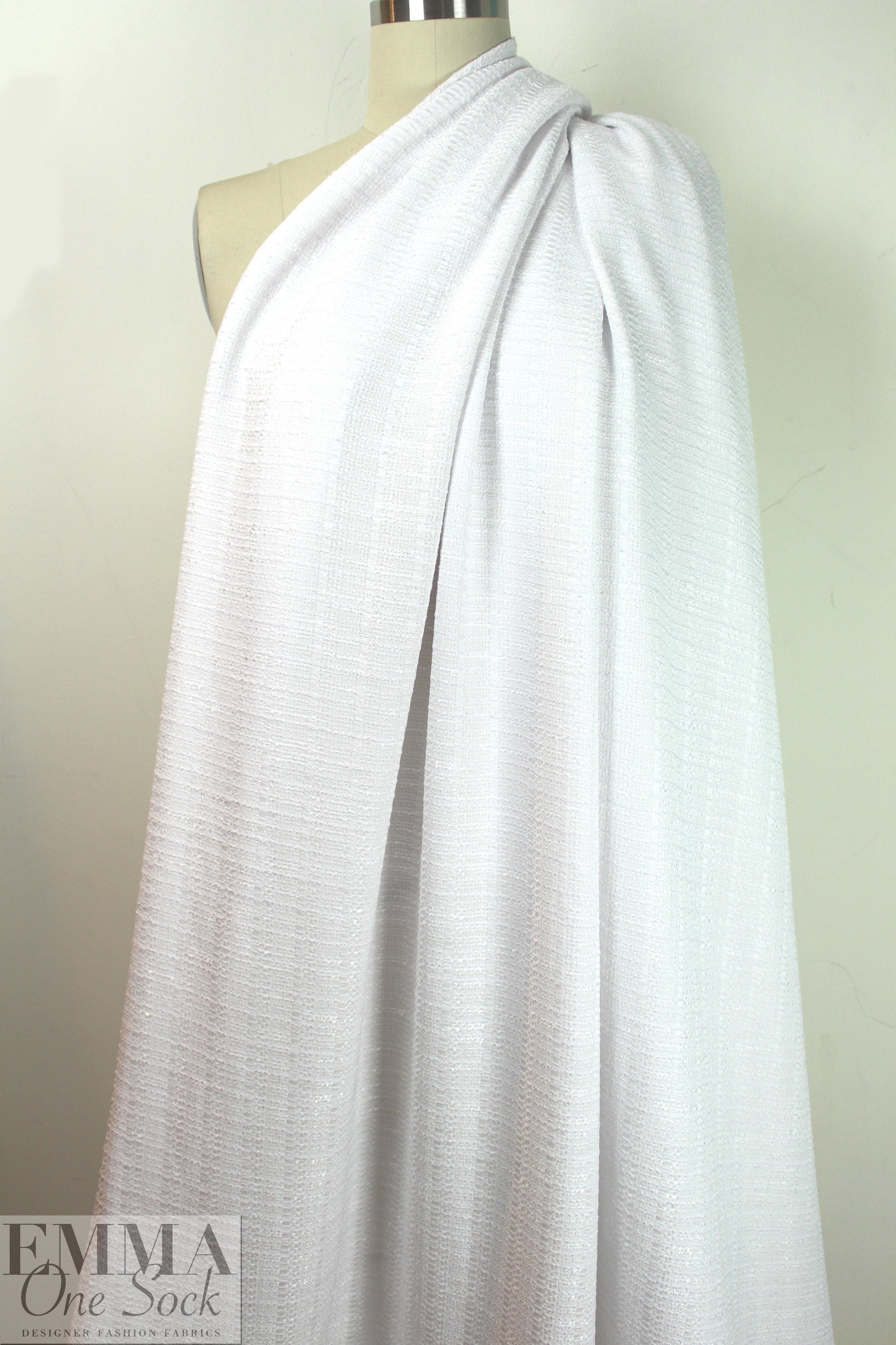 designer white textured boucle' suiting .625 yds