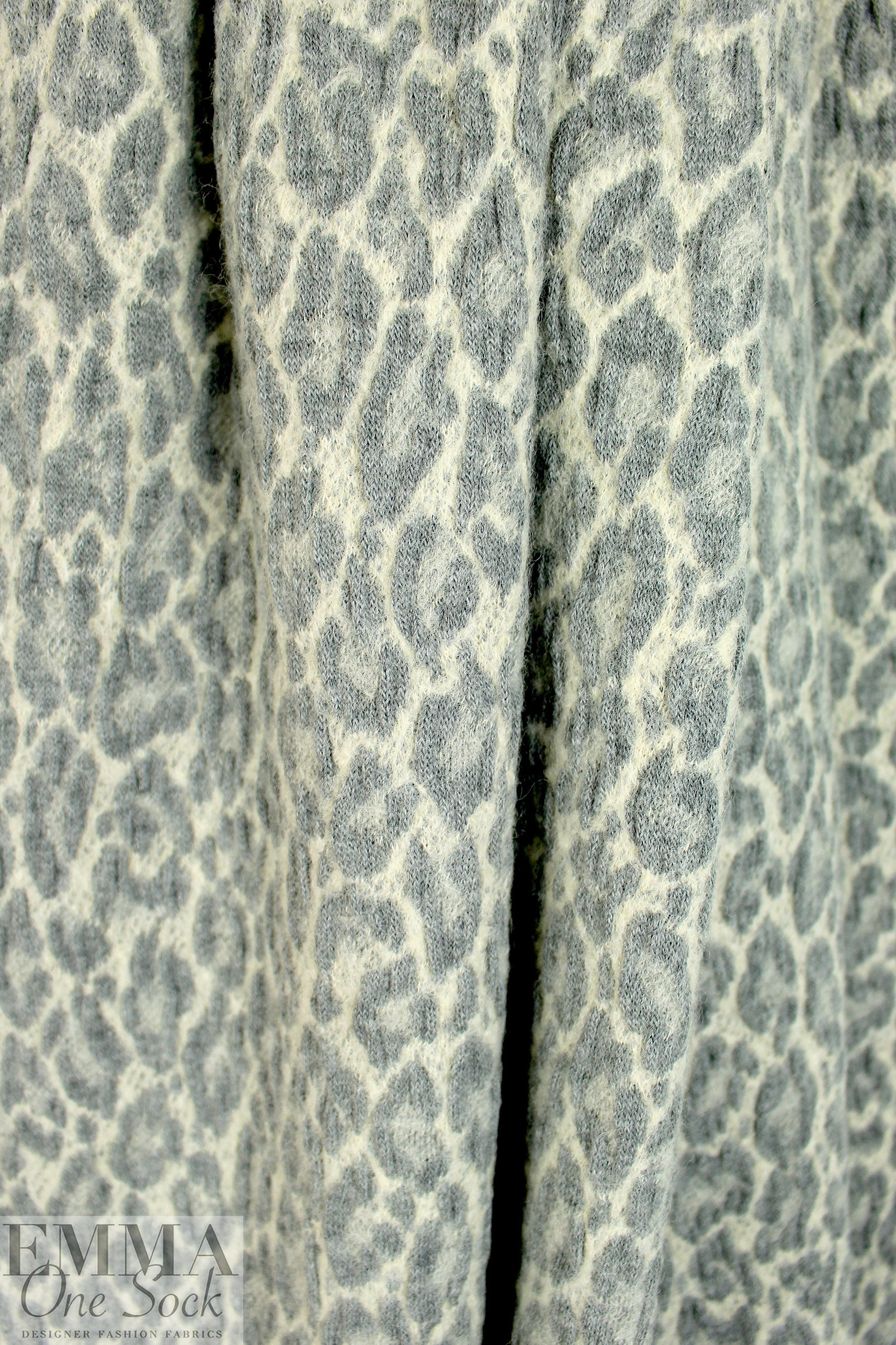 Italian textured wool matelasse' knit - leopard 2.5 yd