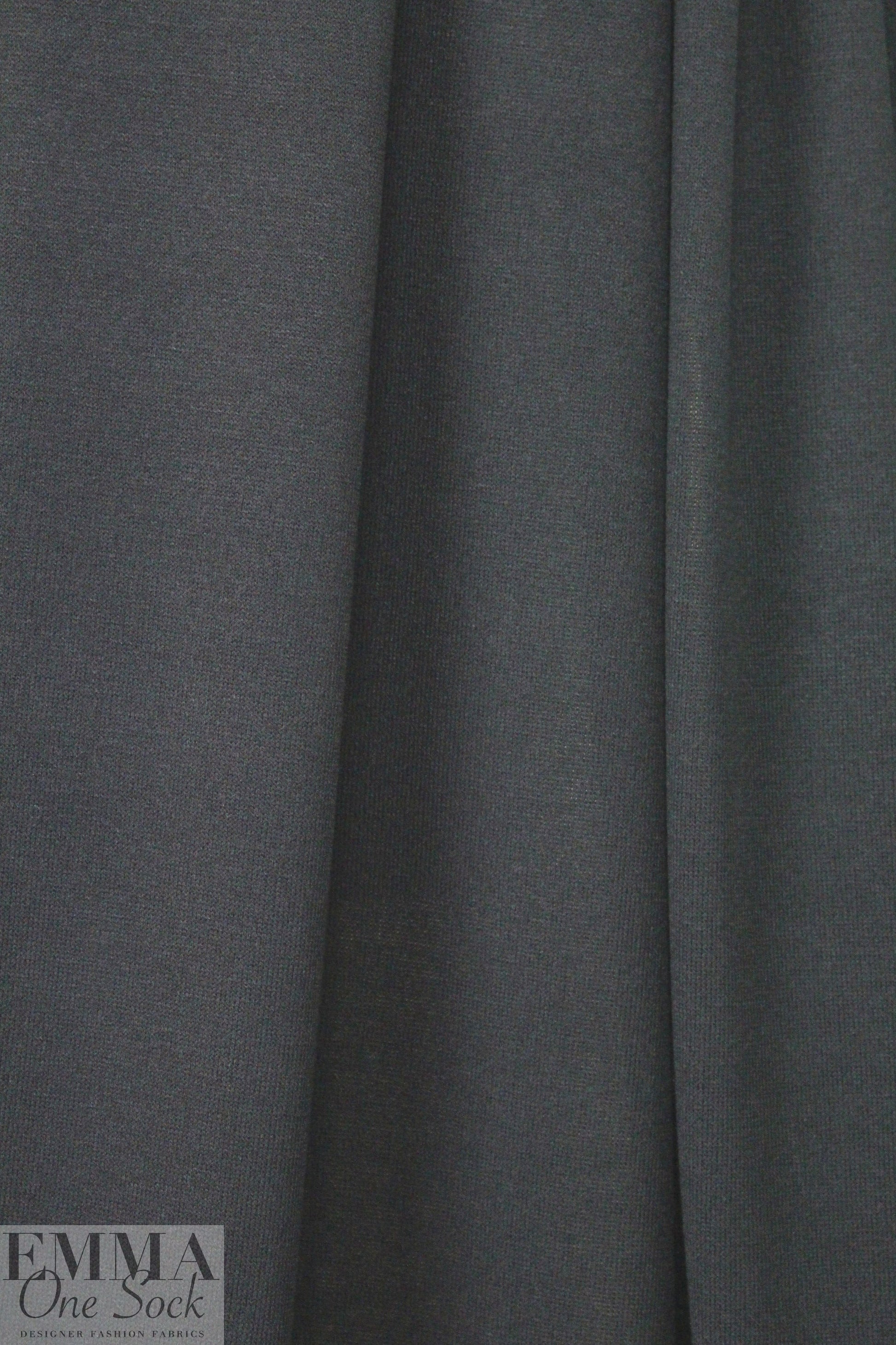soft and drapey sweater knit - black