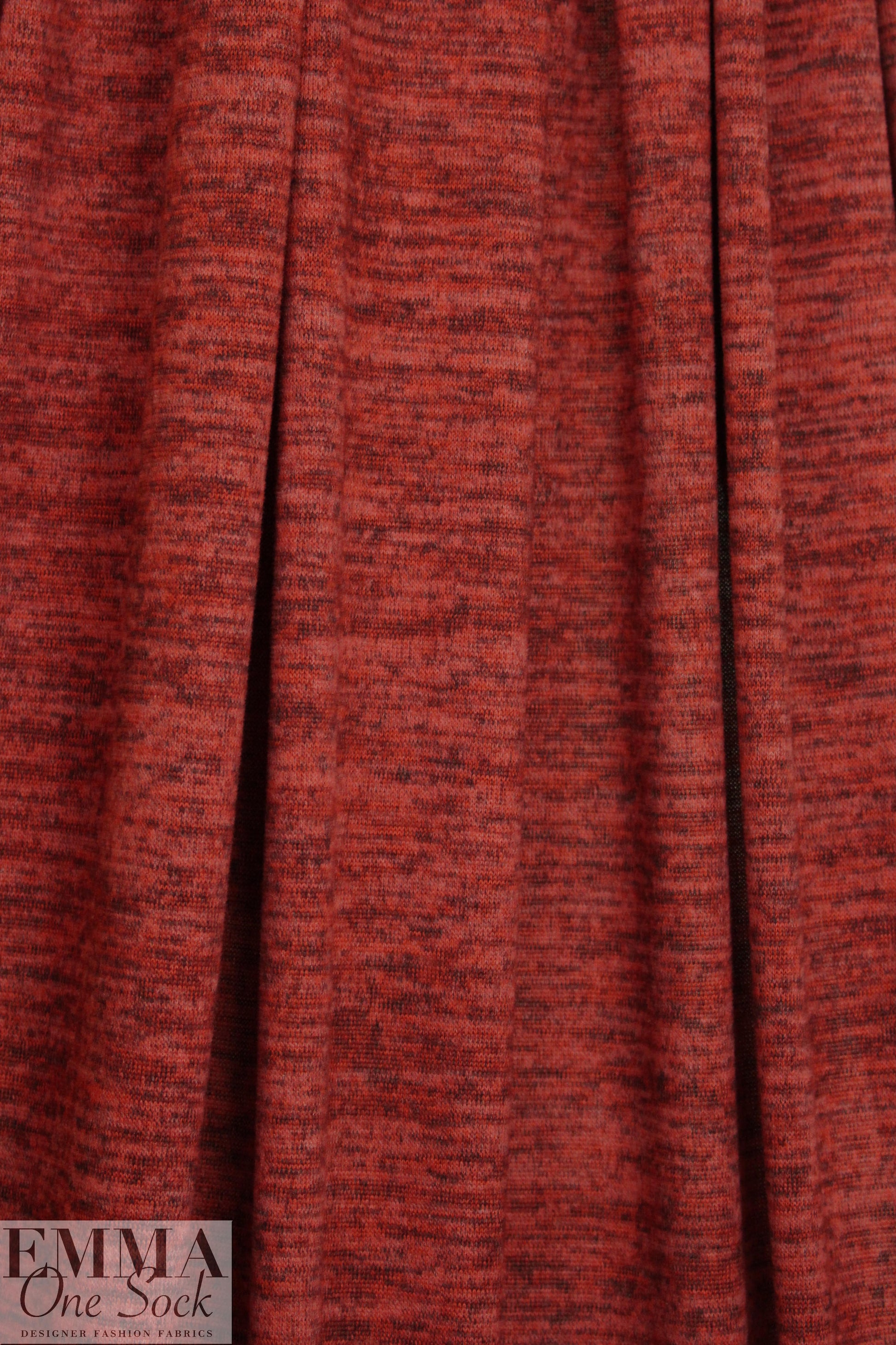 variegated yarn dye sweater knit - grenadine