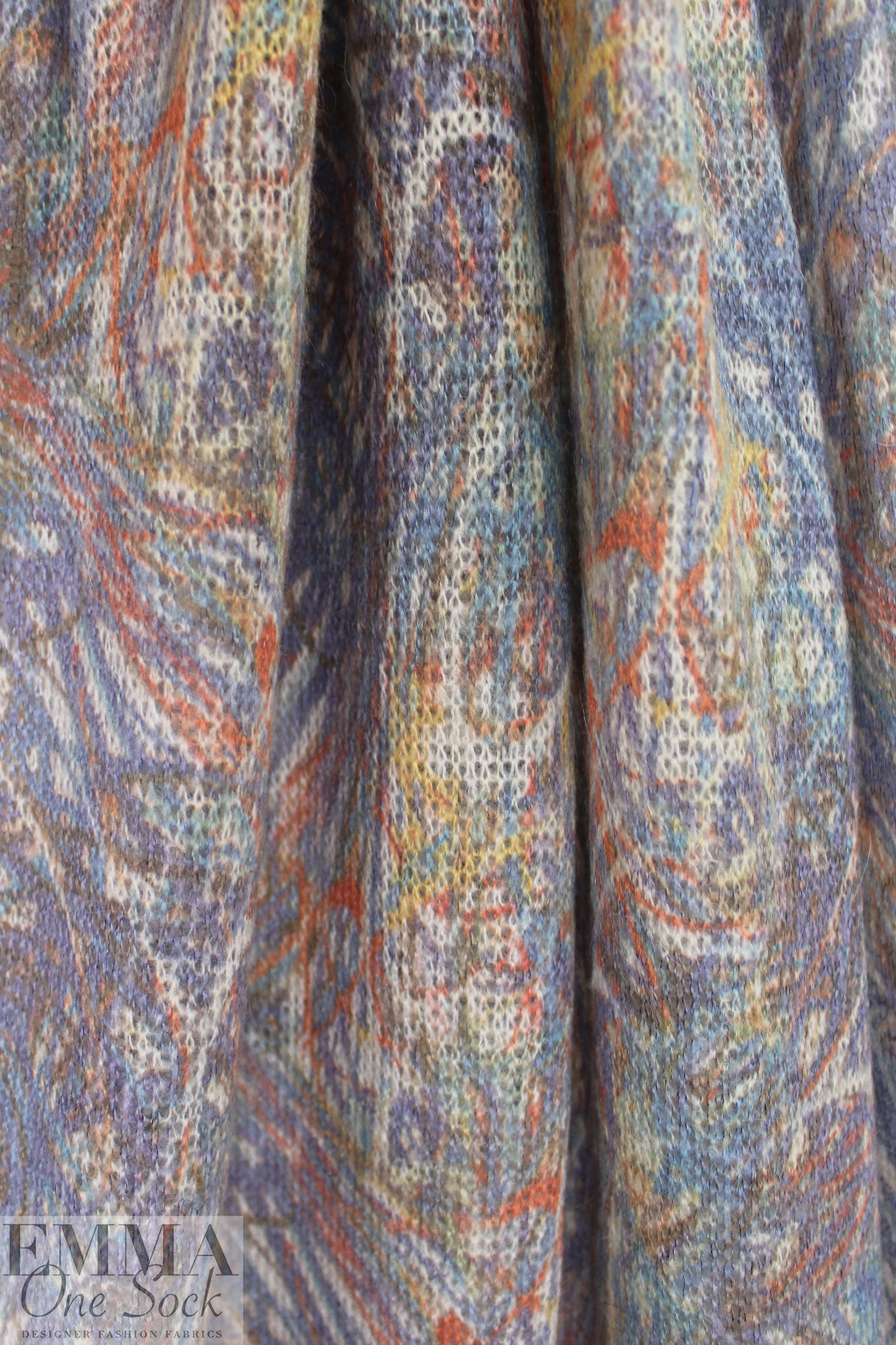 CA designer 'abstract expression' wool blend sweater knit 1.5 yd