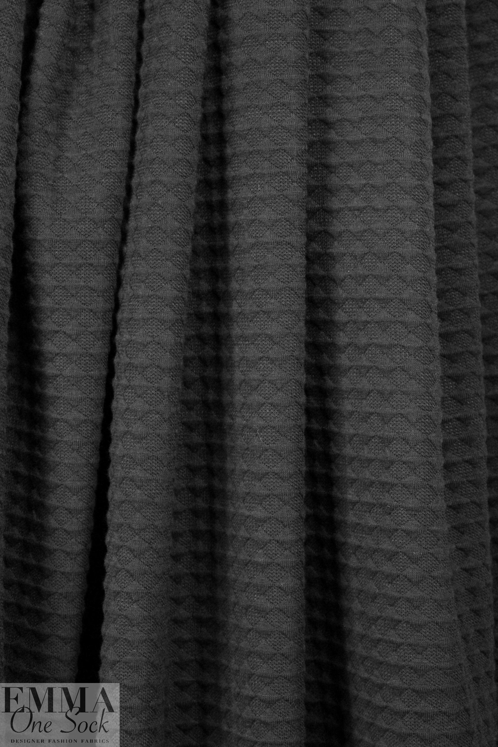 NY designer diamond matelasse' knit - black