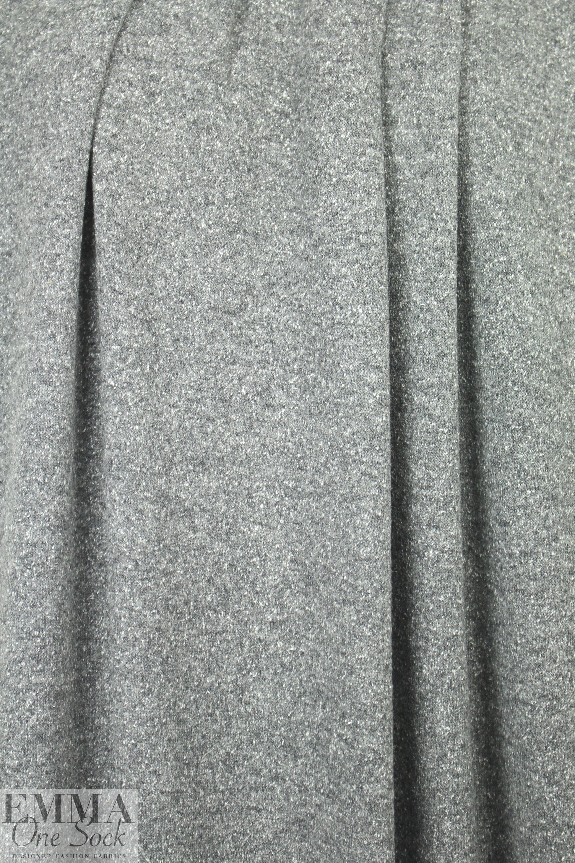 NY designer gray/white tweedy sweater knit