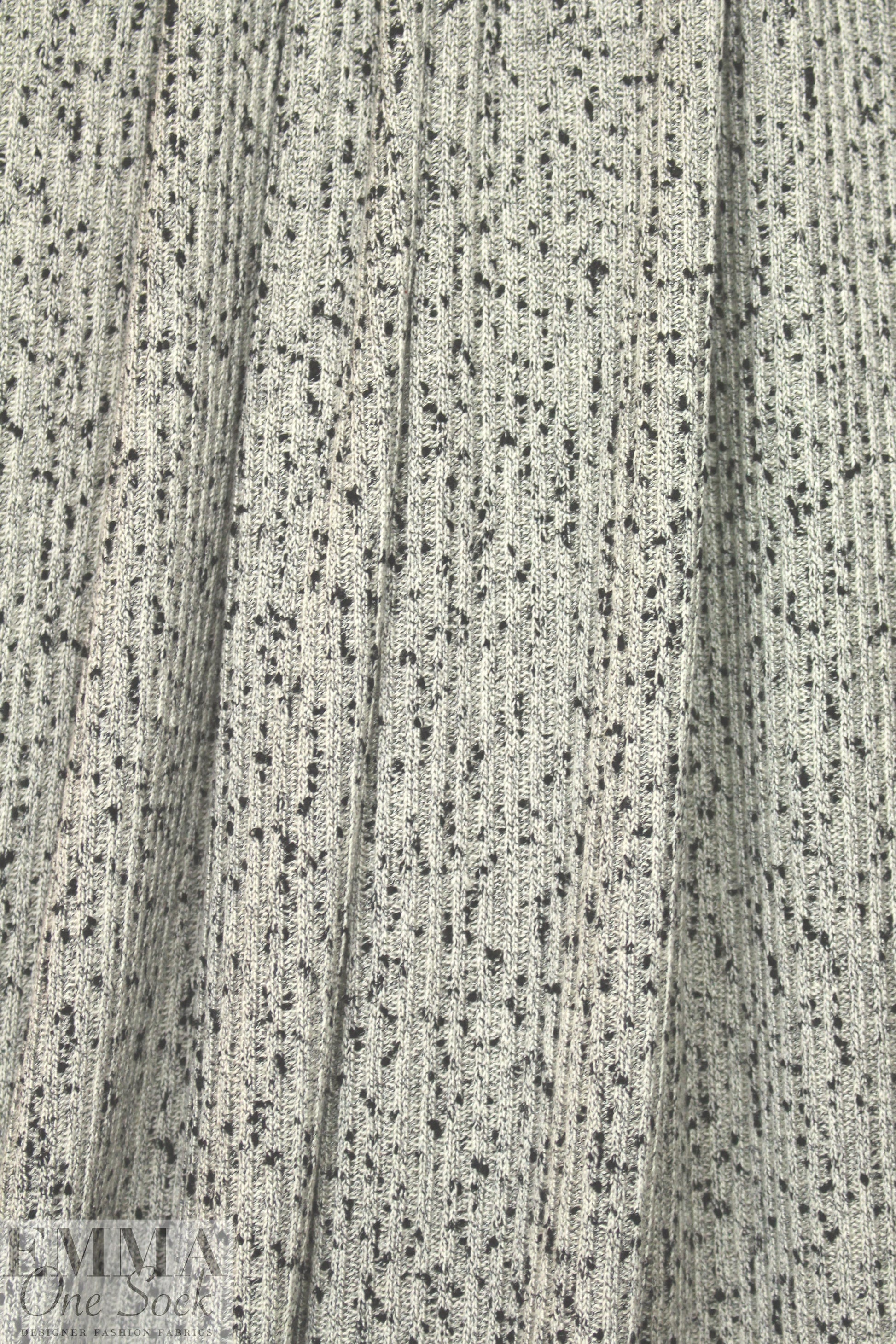 NY designer ribbed sweater knit - salt/pepper .75 yds