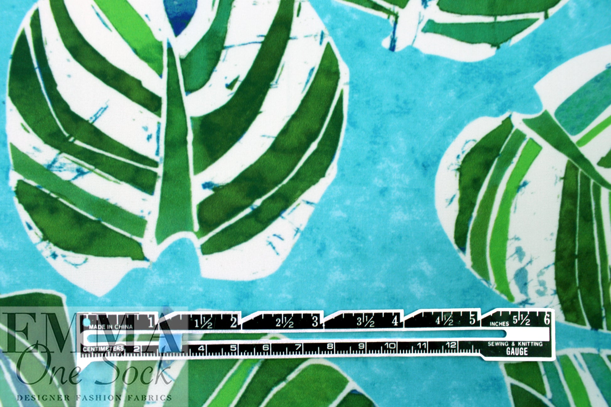Text0llini aquatint palm nylon swimwear 1.66 yd