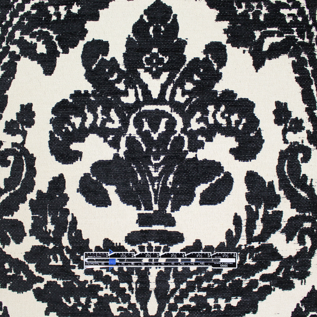 Italian 'damask scroll' viscose blend jacquard tapestry 1.875 yd