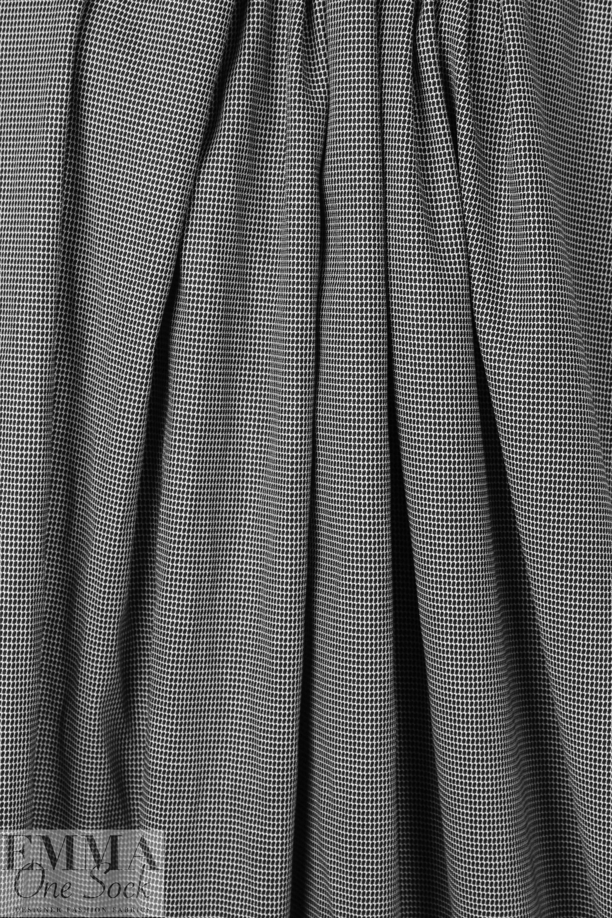 NY designer black/white yarn dye tencel stretch woven 1 yard