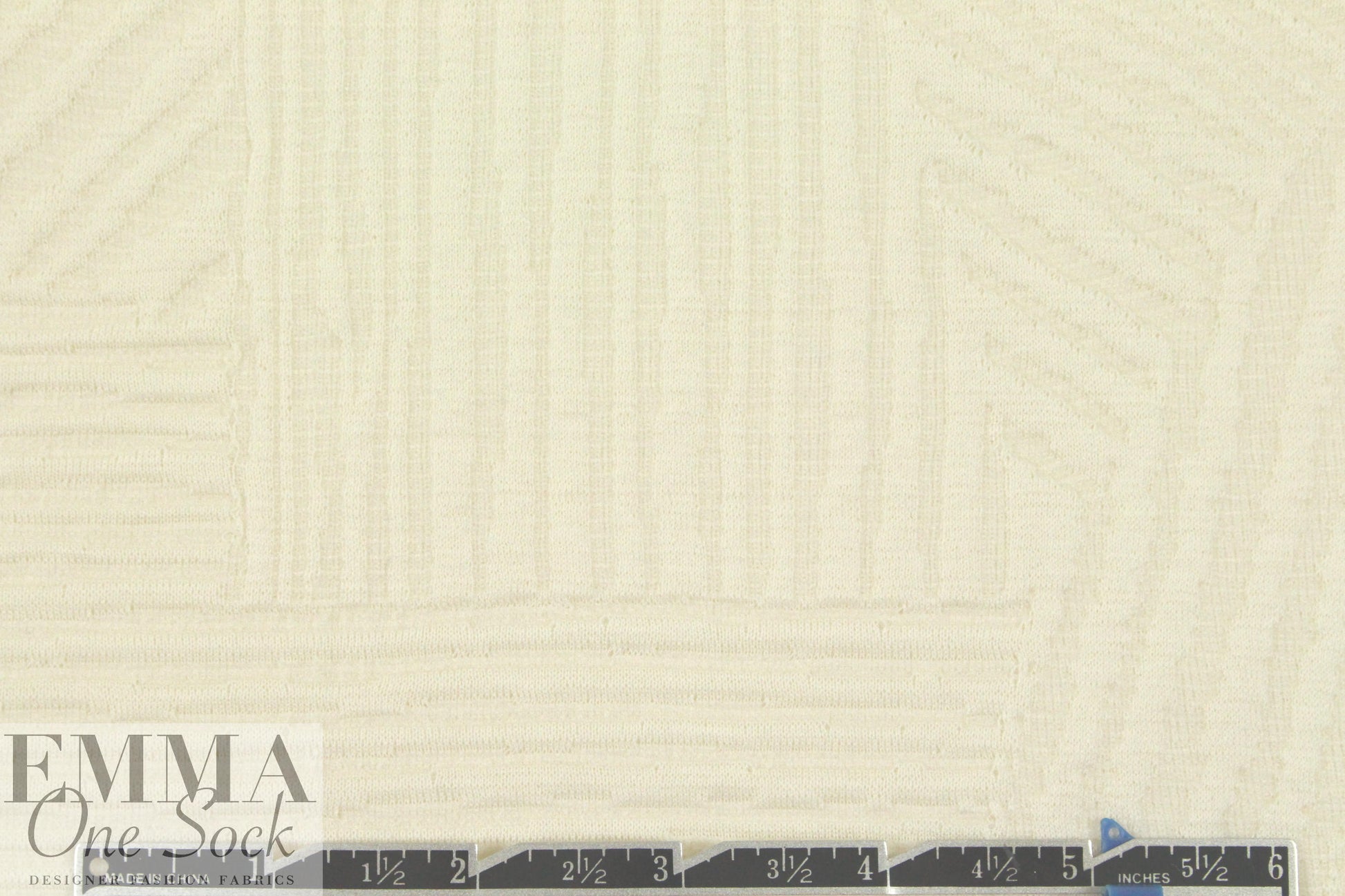 Italian linear graphic matelasse' knit - creamy ivory 1.5 yds