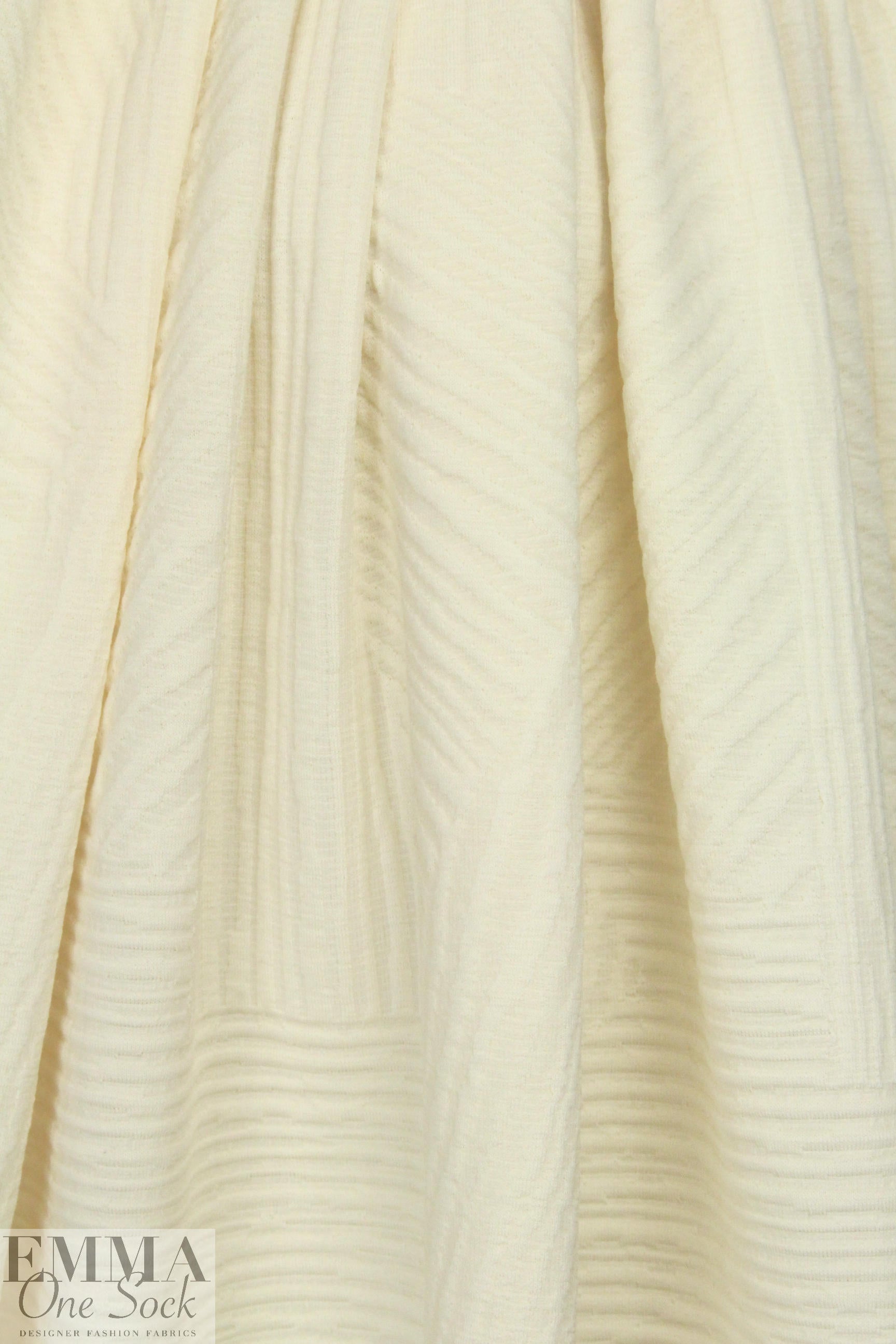 Italian linear graphic matelasse' knit - creamy ivory 1.5 yds