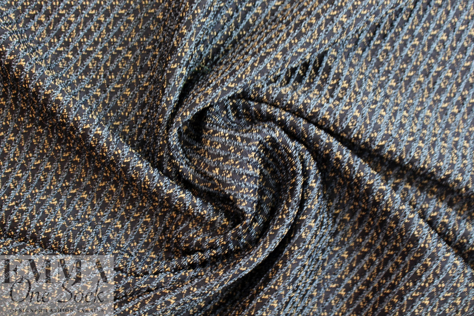 NY designer diagonal rib tweedy brocade