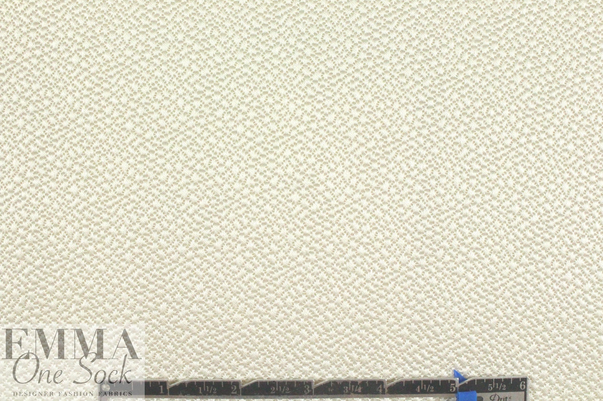 The0ry hammered- texture silk/wool suiting - ivory 1.125 yd