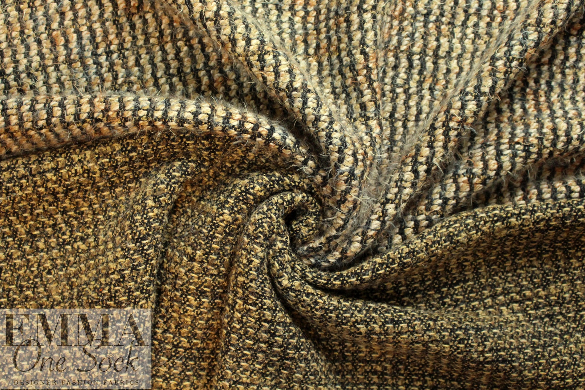 Italian chunky boucle'-textured woodsy tones woven