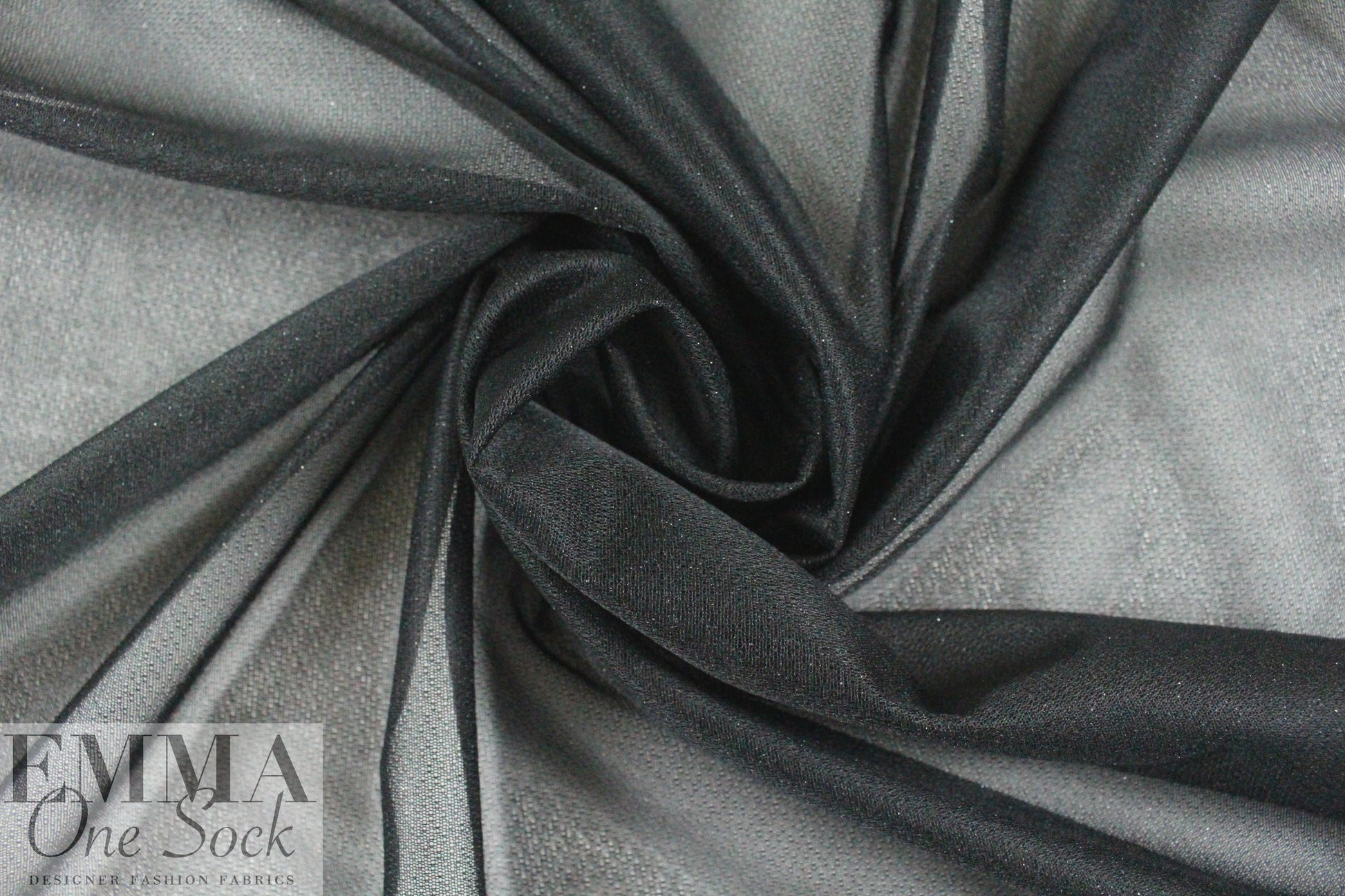 lightweight tricot fusible interfacing - black .75 yds