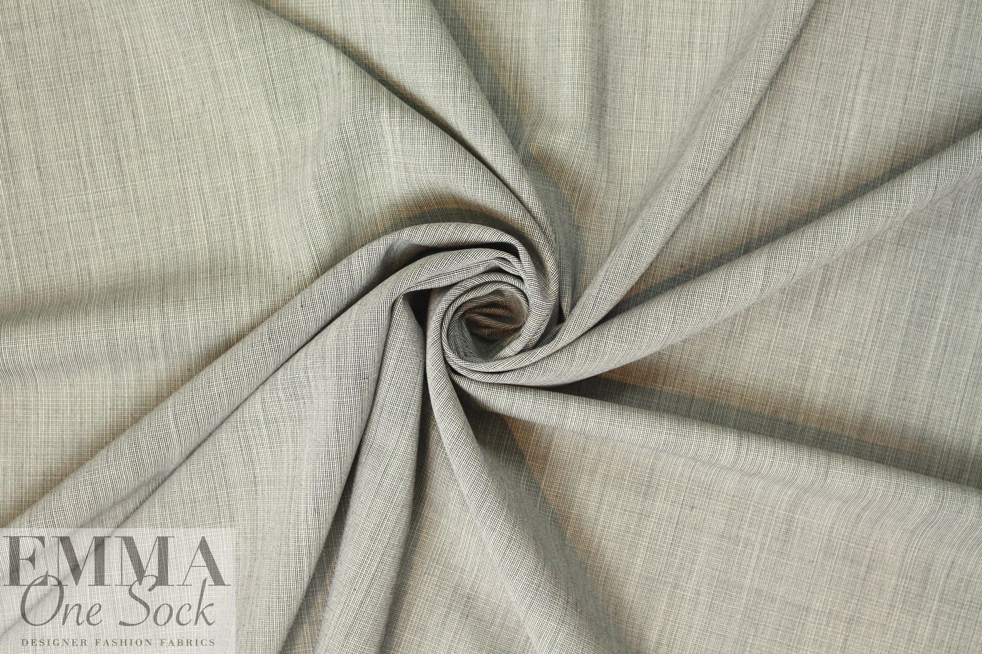 Italian tropical weight stretch wool woven - crosshatch 1.875 yd