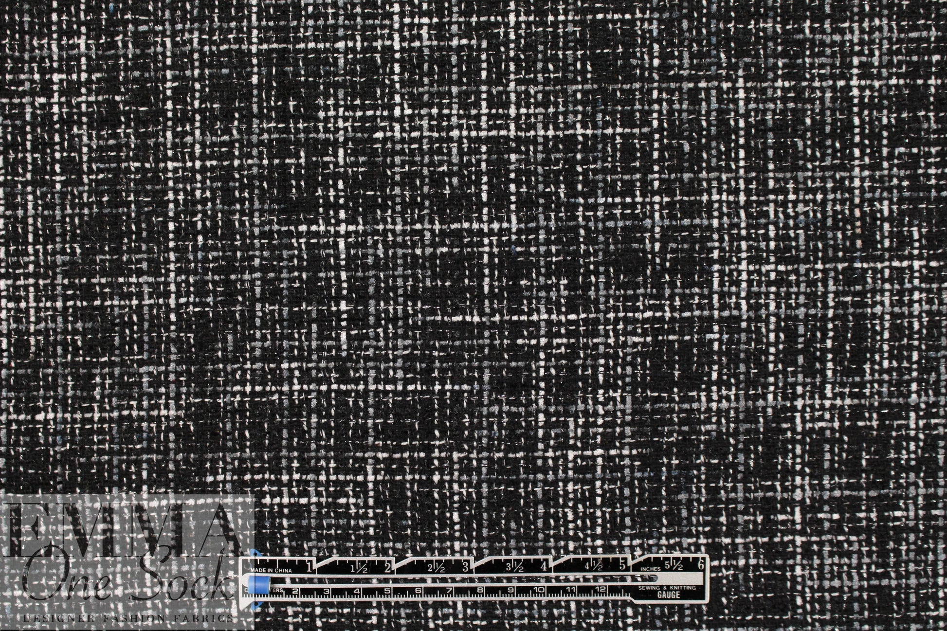 'Chanel-style' tweedy boucle' - black/white/gray .75 yds