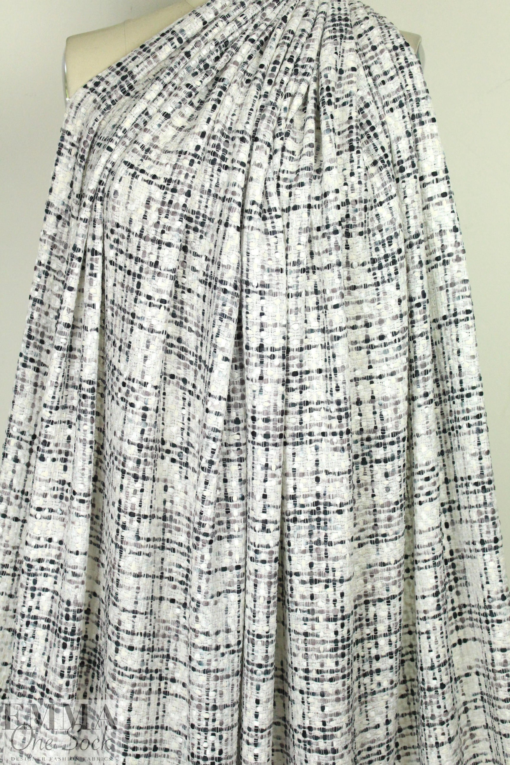 Carmen Marc Va1vo fancy weave boucle' - neutrals