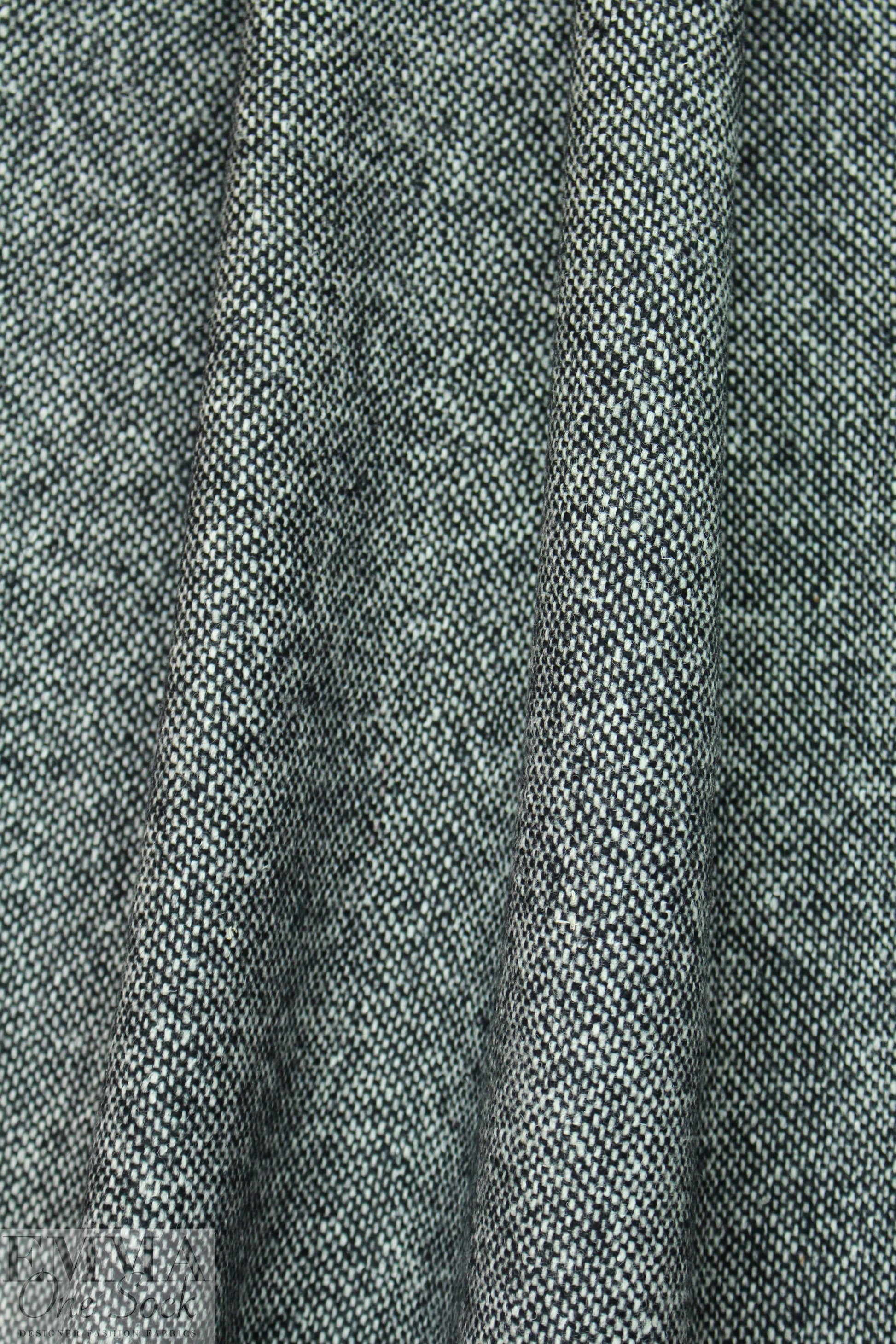 CA designer black/winter white wool/hemp tweed coating 1.5 yds