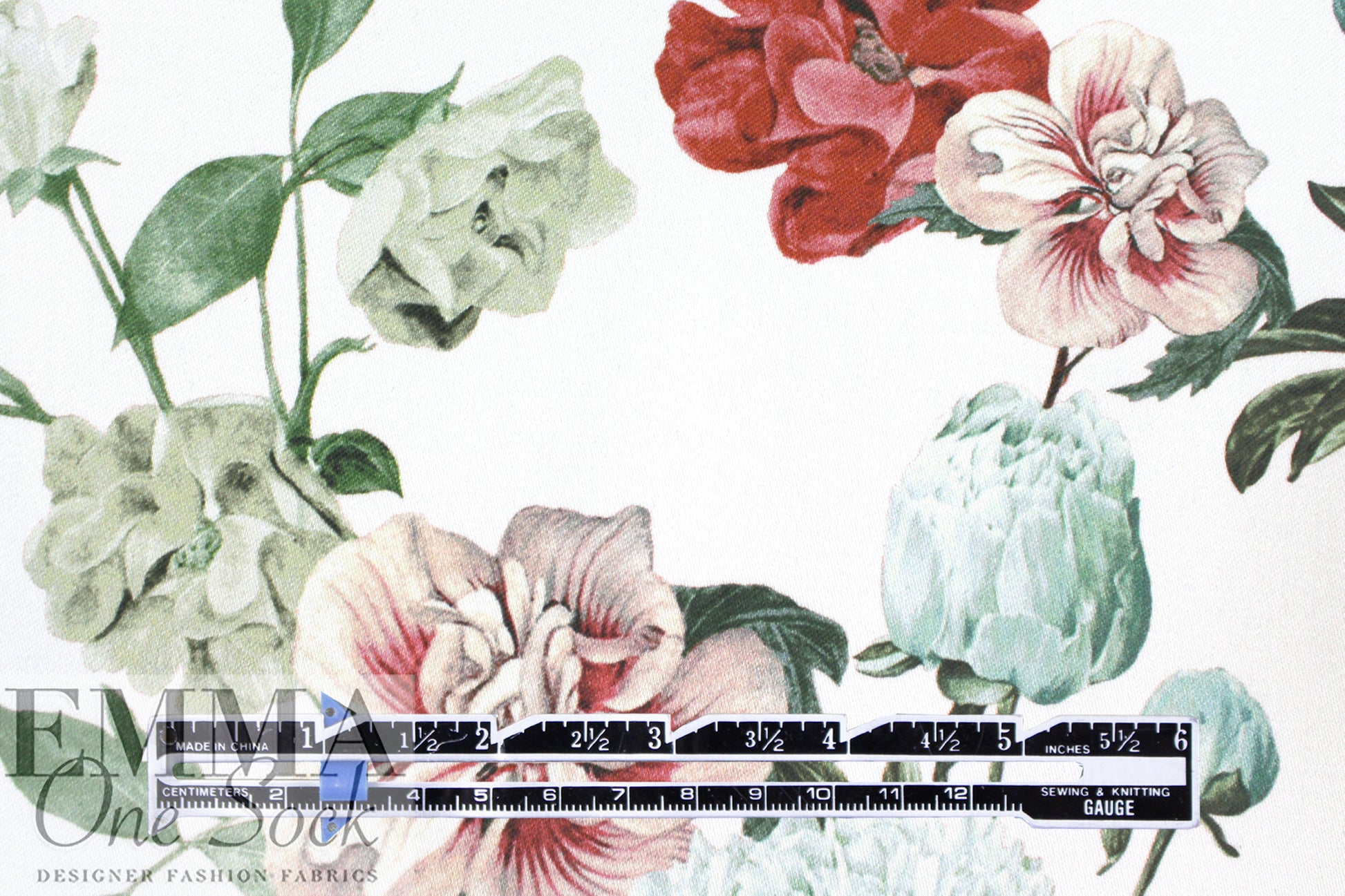 'garden roses' stretch cotton twill 1.125 yds