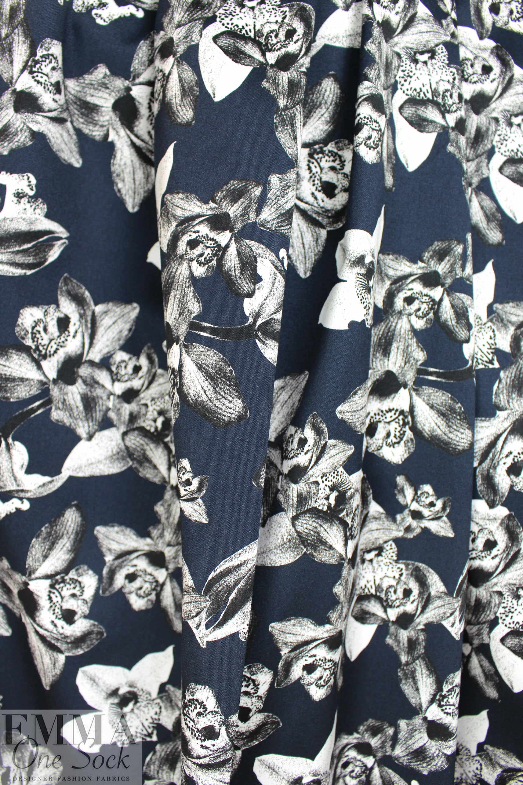 'lino print orchid' stretch cotton twill 1 yard